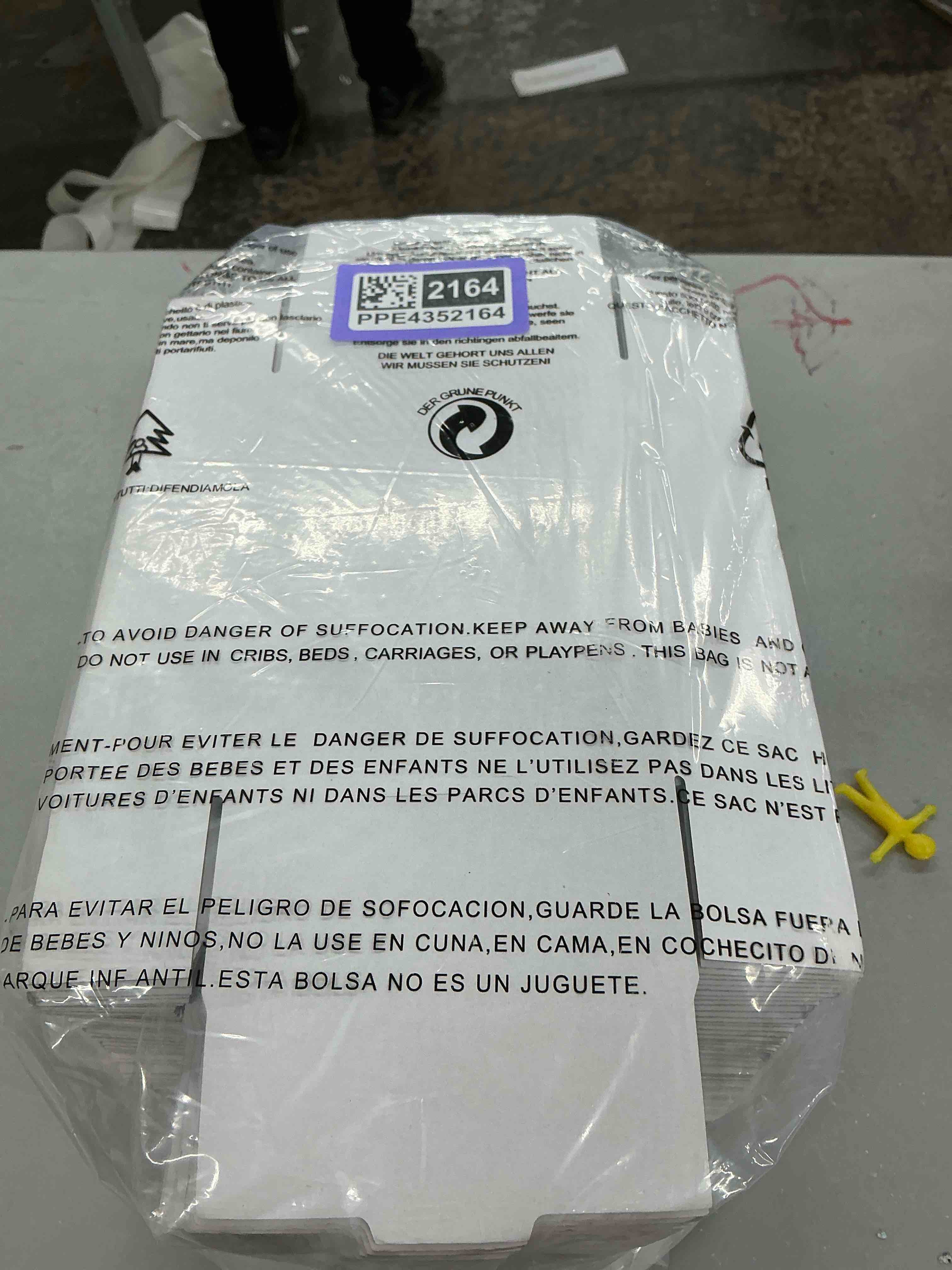Condition photo showing Good Condition for small white box 7 x 5 x 2 inch recyclable corrugated gift mailers storage business packaging shipping boxes 50 pack