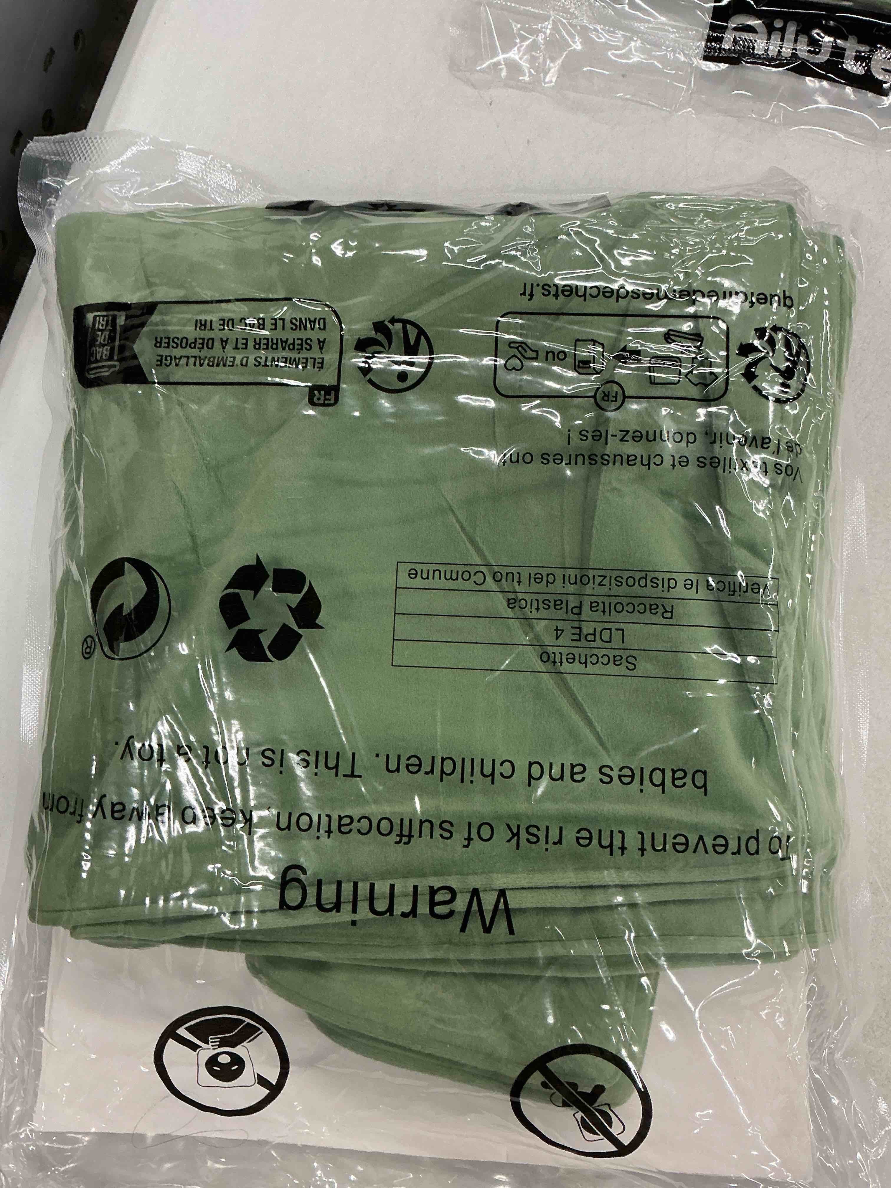 https://s3.amazonaws.com/lotting-images-prod/EmanualPiazza/PPE4352861_1776185763065.jpeg