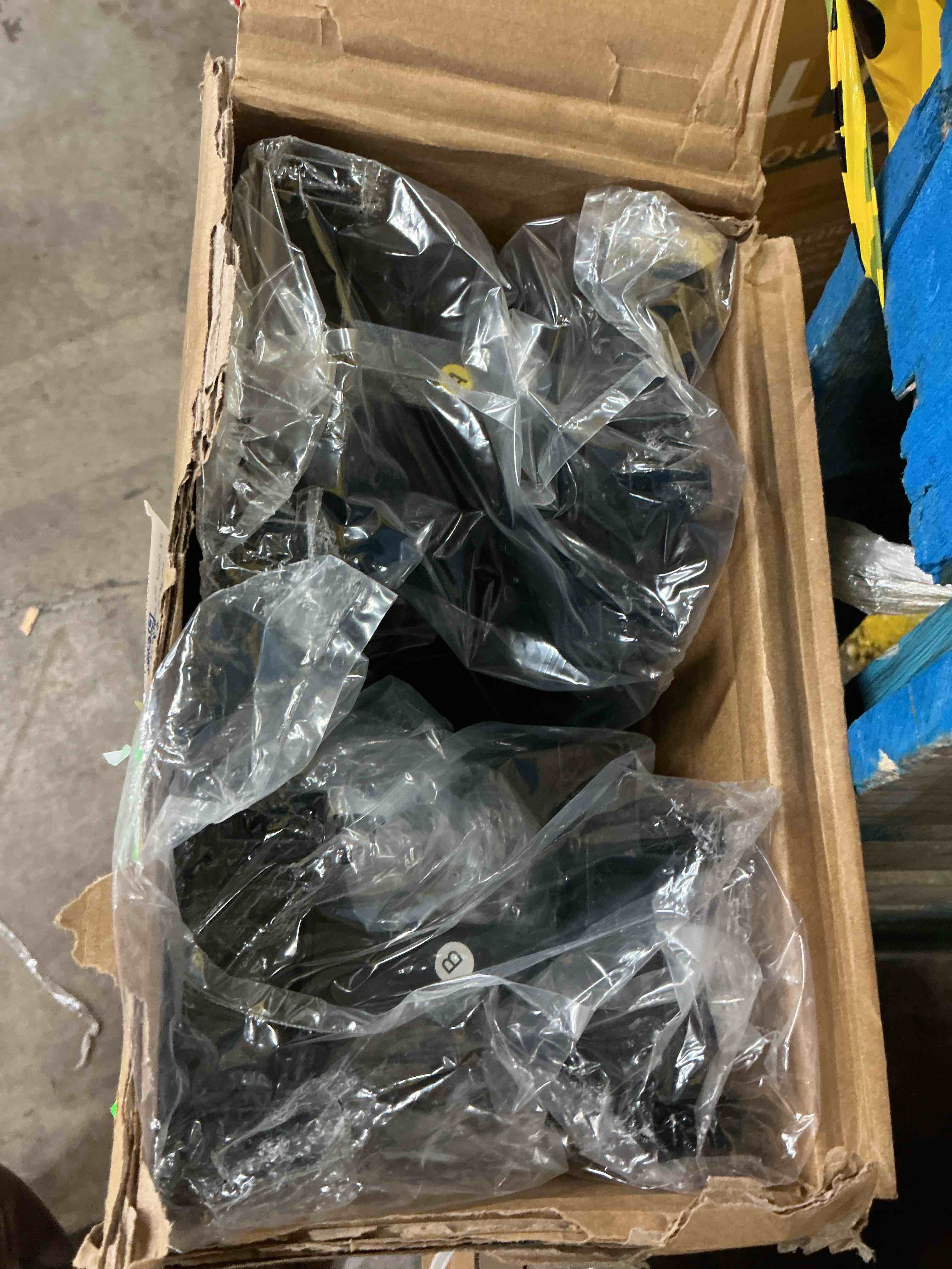 https://s3.amazonaws.com/lotting-images-prod/EmanualPiazza/PPE4353214_1776267481516.jpeg