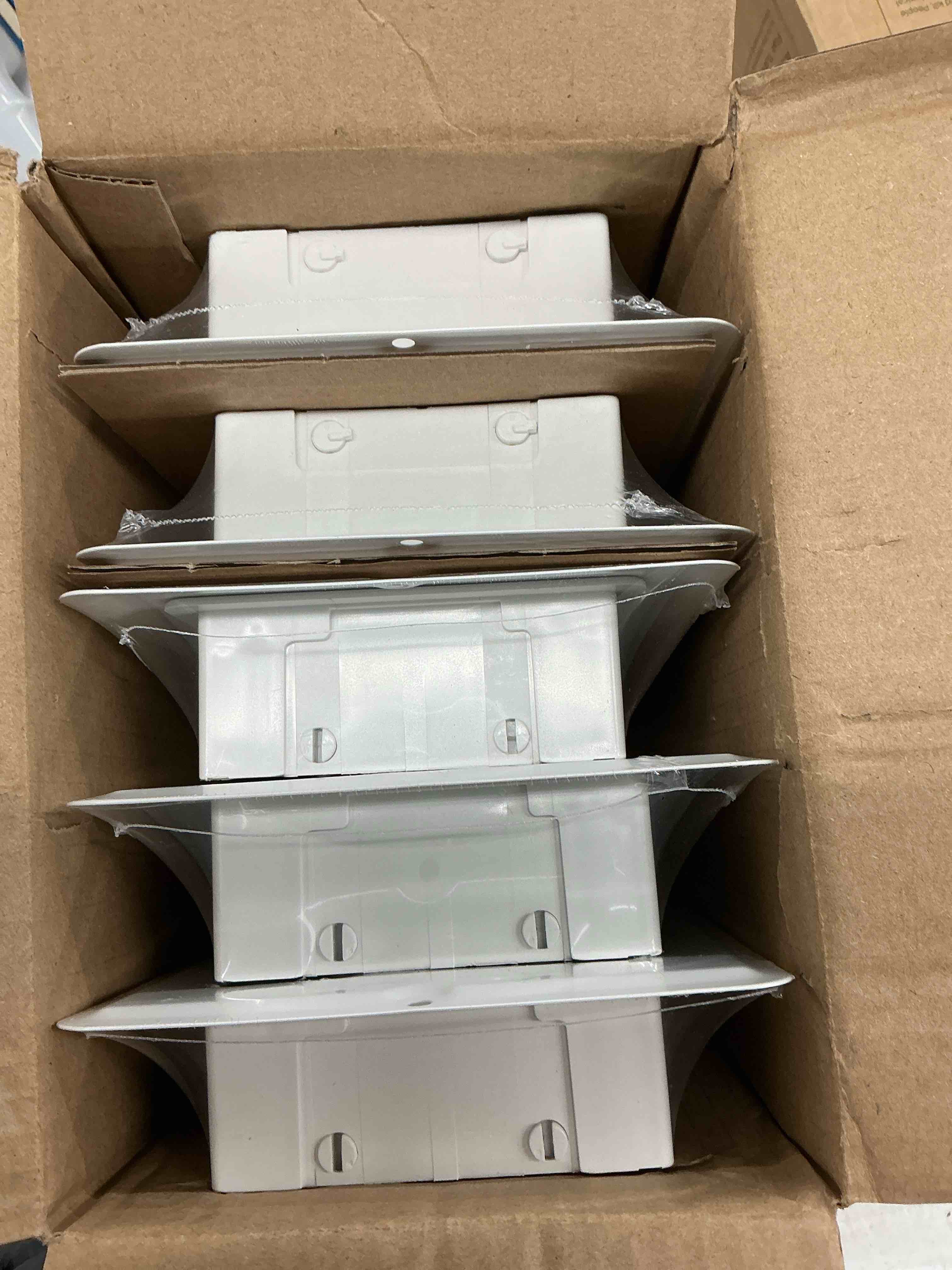 Condition photo showing New/Like New for 4x10 floor regsiter - 5 pack vent covers for home floor wall ceiling - white with screws for easy installation - heavy duty steel walkable finish for quiet adjustable airflow hvac register grilles white 4x10 5 pack