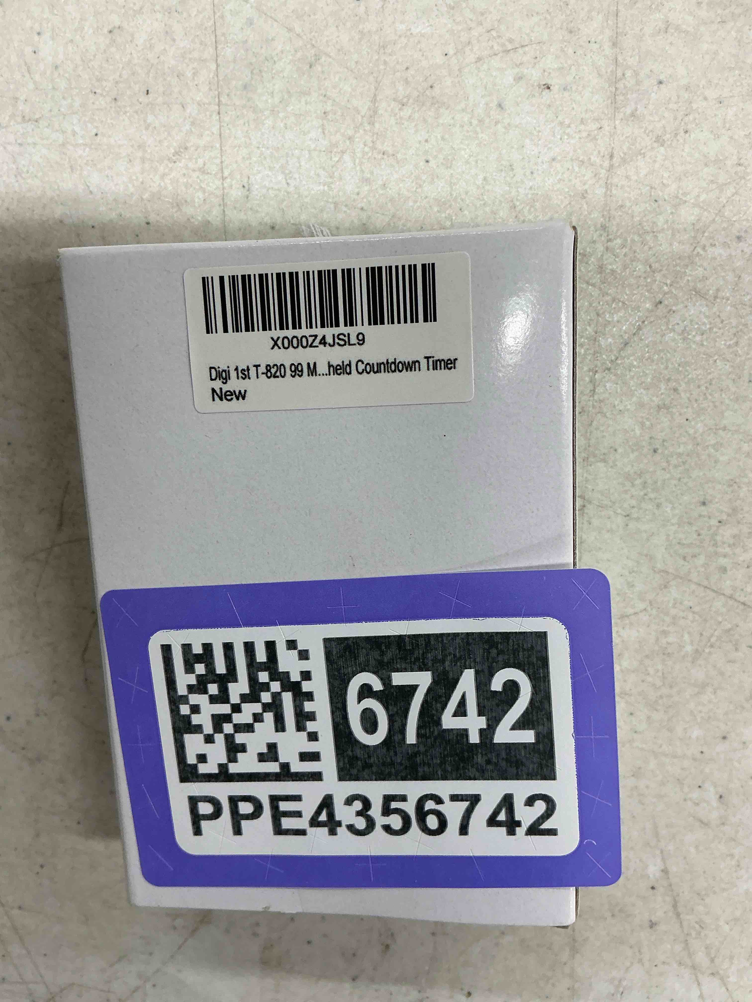 Condition photo showing Good Condition for t-820 99 minute handheld countdown timer black