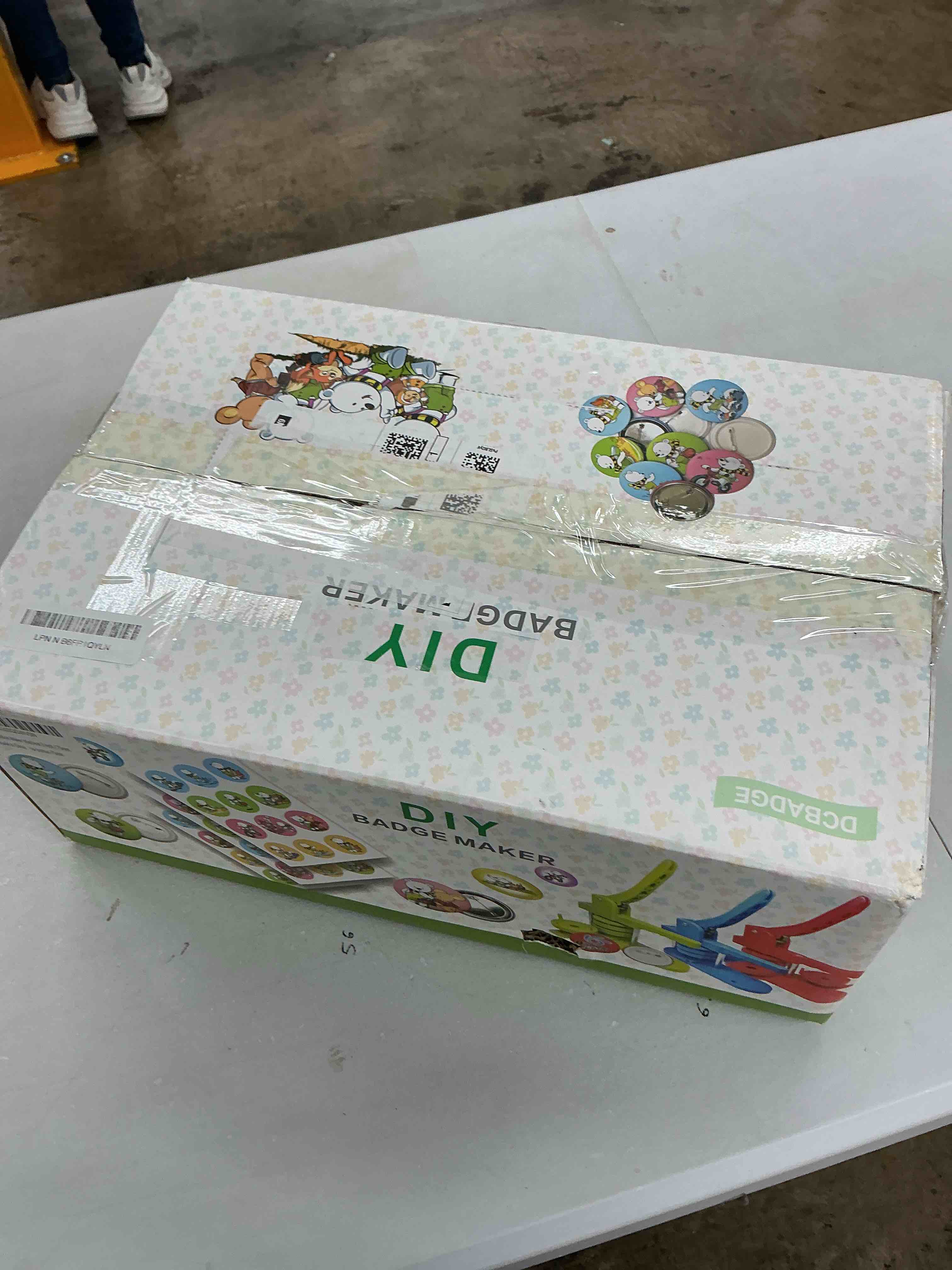 Condition photo showing Good Condition for button maker machine, 75mm(3 inch) diy pin button maker press machine kit, badge button press machine pin maker machine with free 100pcs button parts&pictures&circle cutter&magic book round - 75 mm