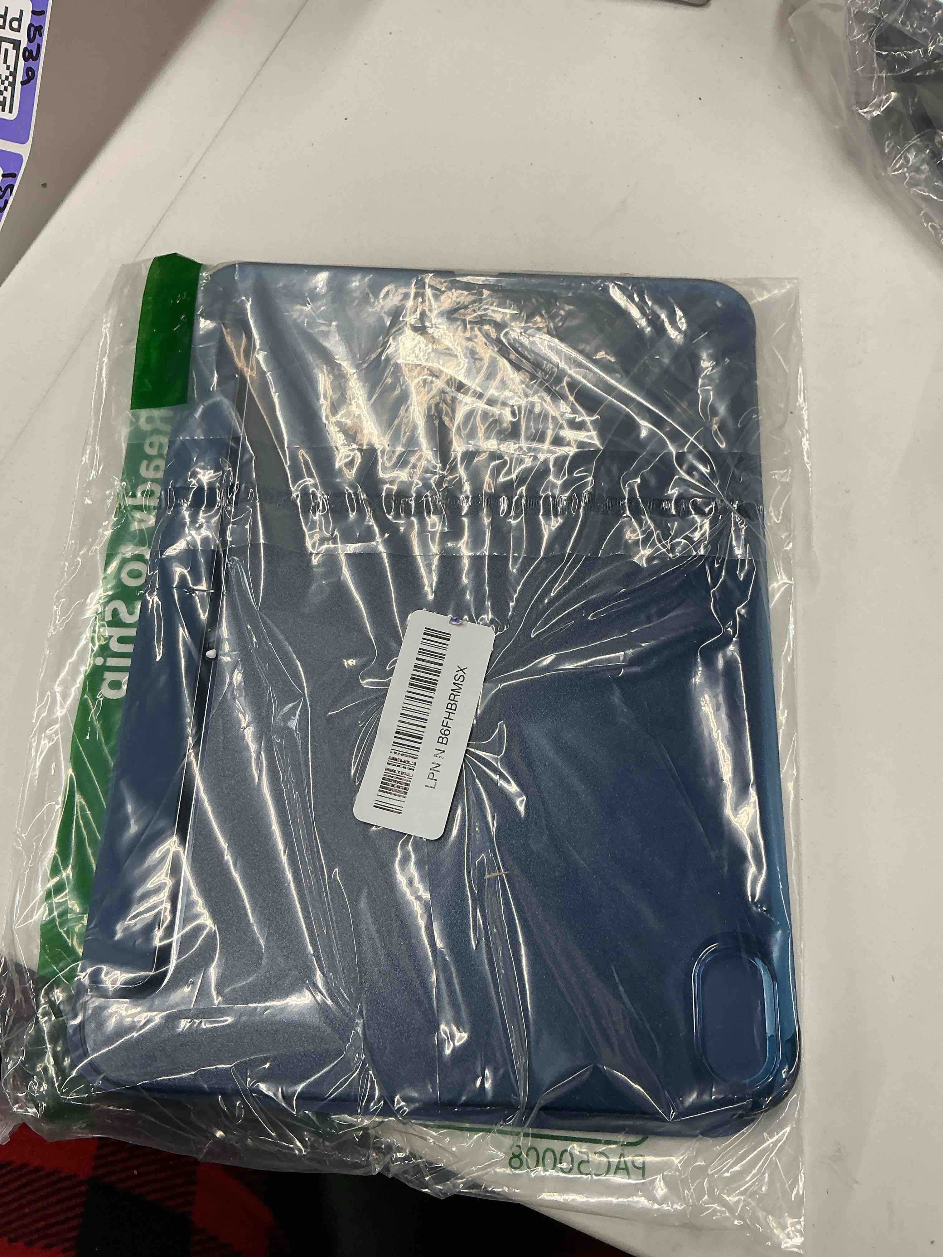 Condition photo showing Good Condition for jetech case for ipad (a16) 11th generation 11 inch 2025 / ipad 10th generation 10.9 inch 2022, slim smart cover with hard pc translucent back, supports touch id, auto wake/sleep (navy blue)