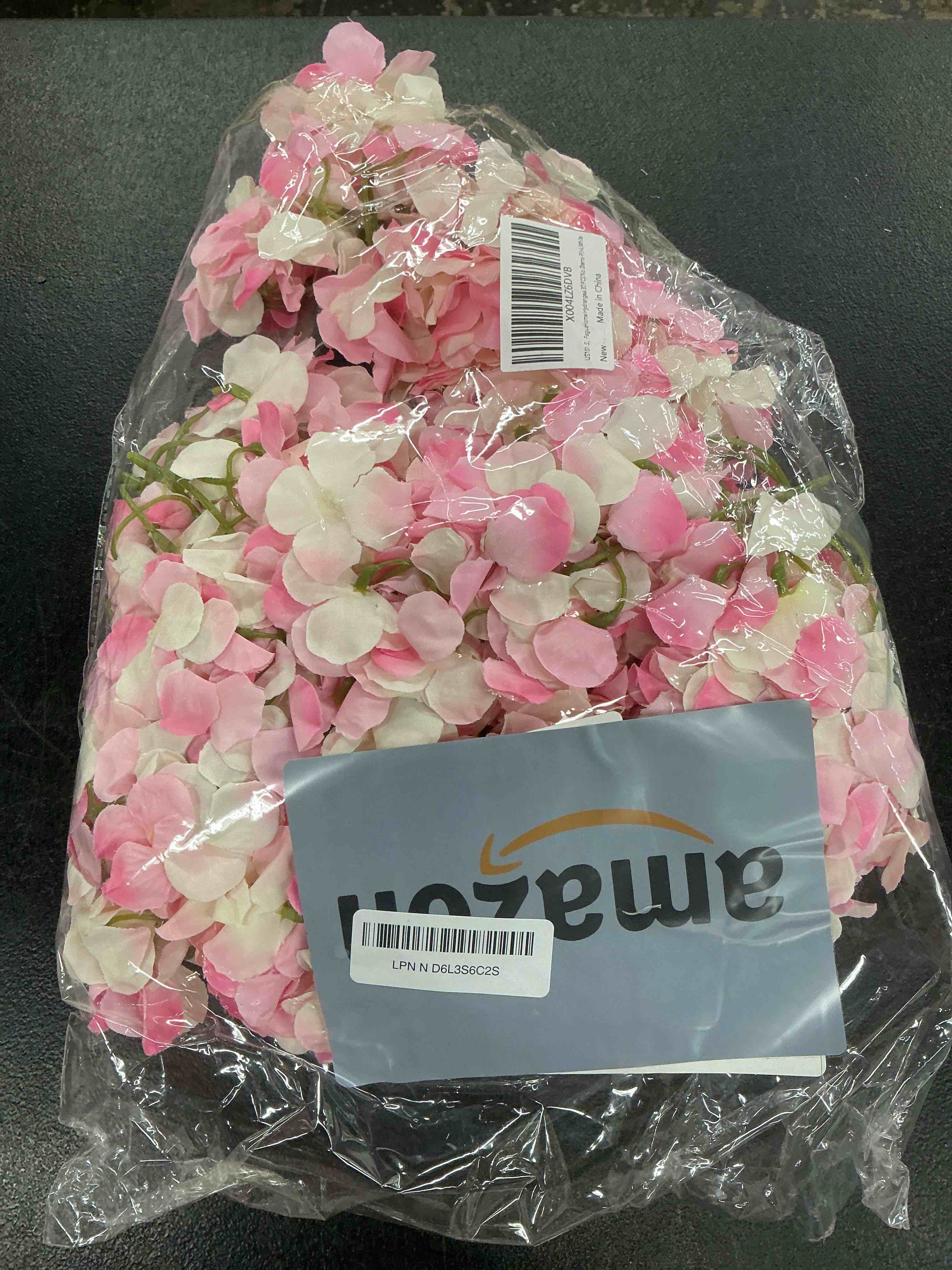 Condition photo showing Good Condition for fagushome silk hydrangea heads 30 pcs artificial flowers only heads no stems fake hydrangea flowers for home wedding decor no stems (pink white)
