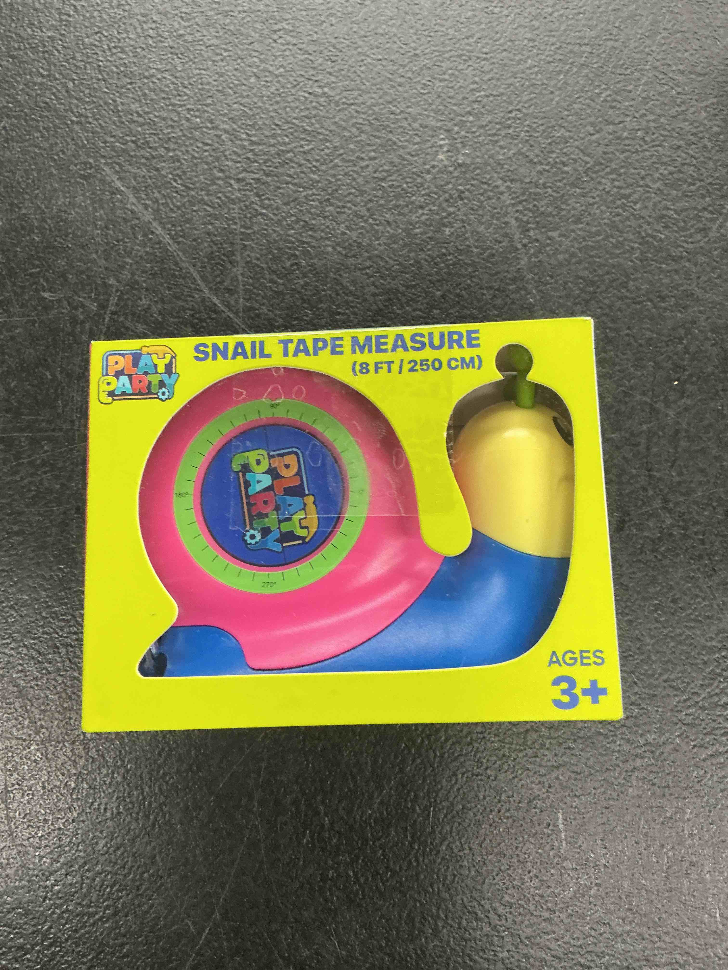 Condition photo showing Good Condition for 8ft tape measure for kids, stem educational tool with level, protractor and eraser, retractable snail shaped measuring tapes, child-safe stocking stuffers gift for boys & girls 3+, green
