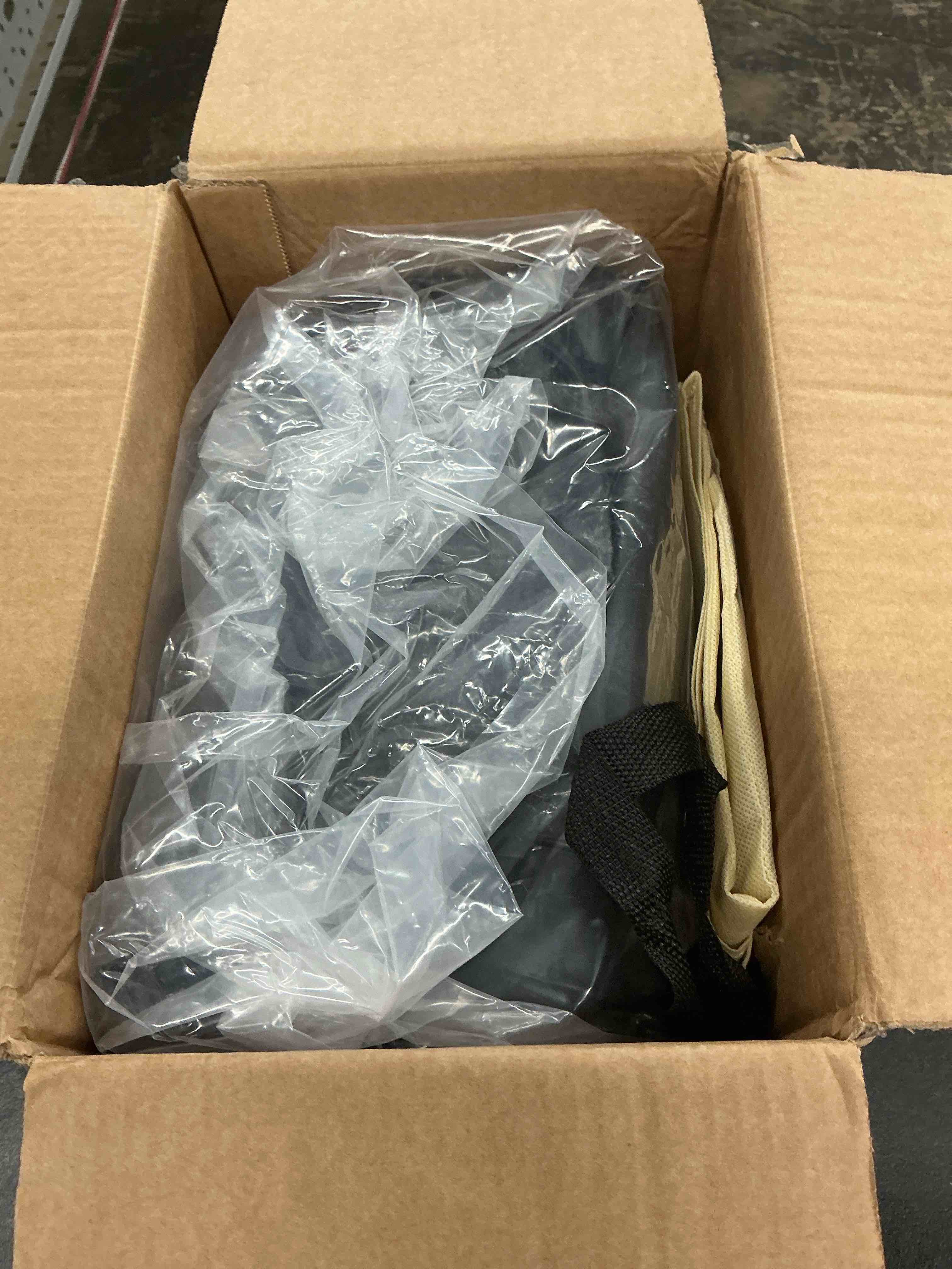https://s3.amazonaws.com/lotting-images-prod/EmanualPiazza/PPE4807904_1779827447925.jpeg