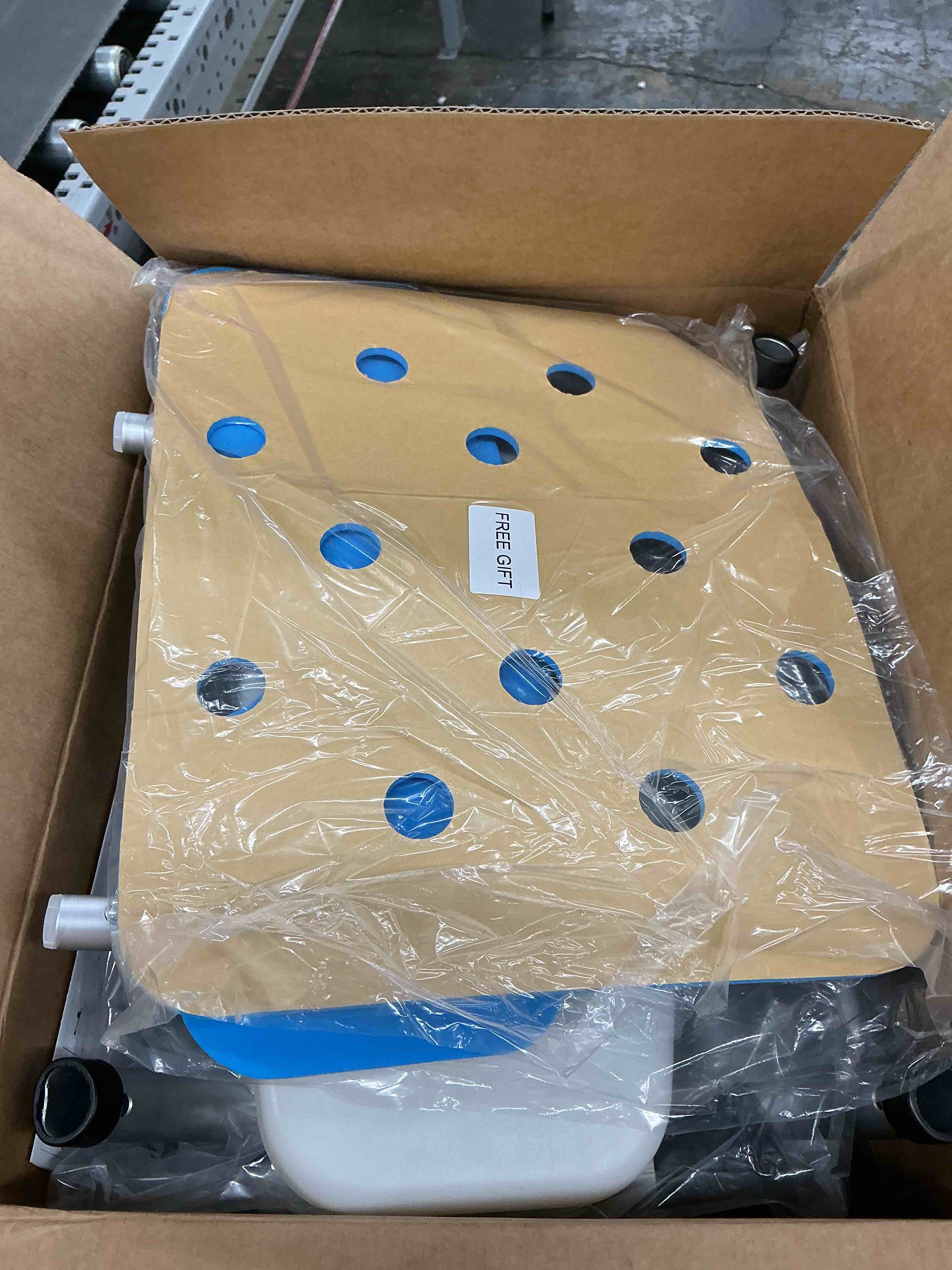 https://s3.amazonaws.com/lotting-images-prod/EmanualPiazza/PPE4807986_1779887080457.jpeg