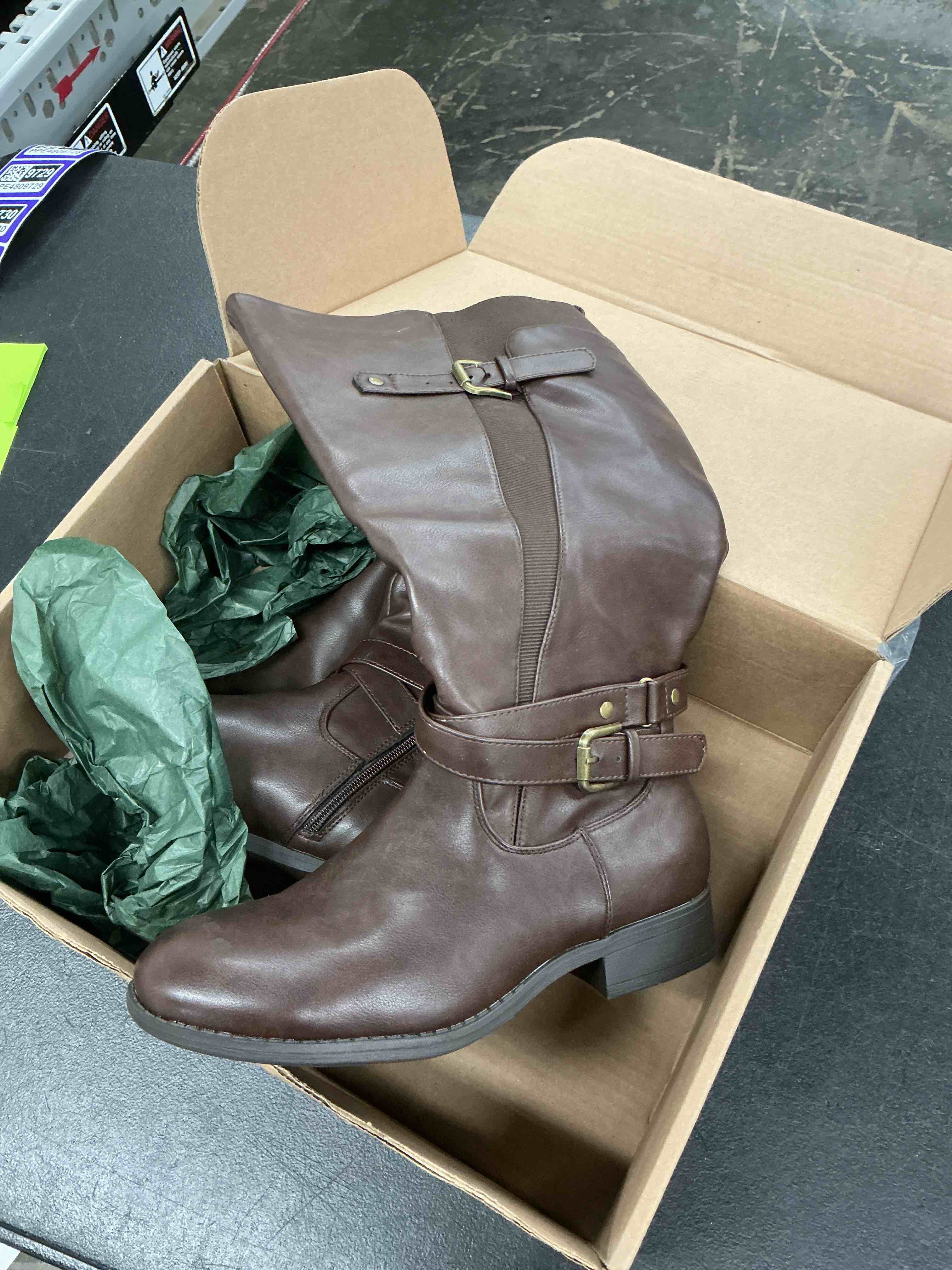 https://s3.amazonaws.com/lotting-images-prod/EmanualPiazza/PPE4809746_1780588555426.jpeg