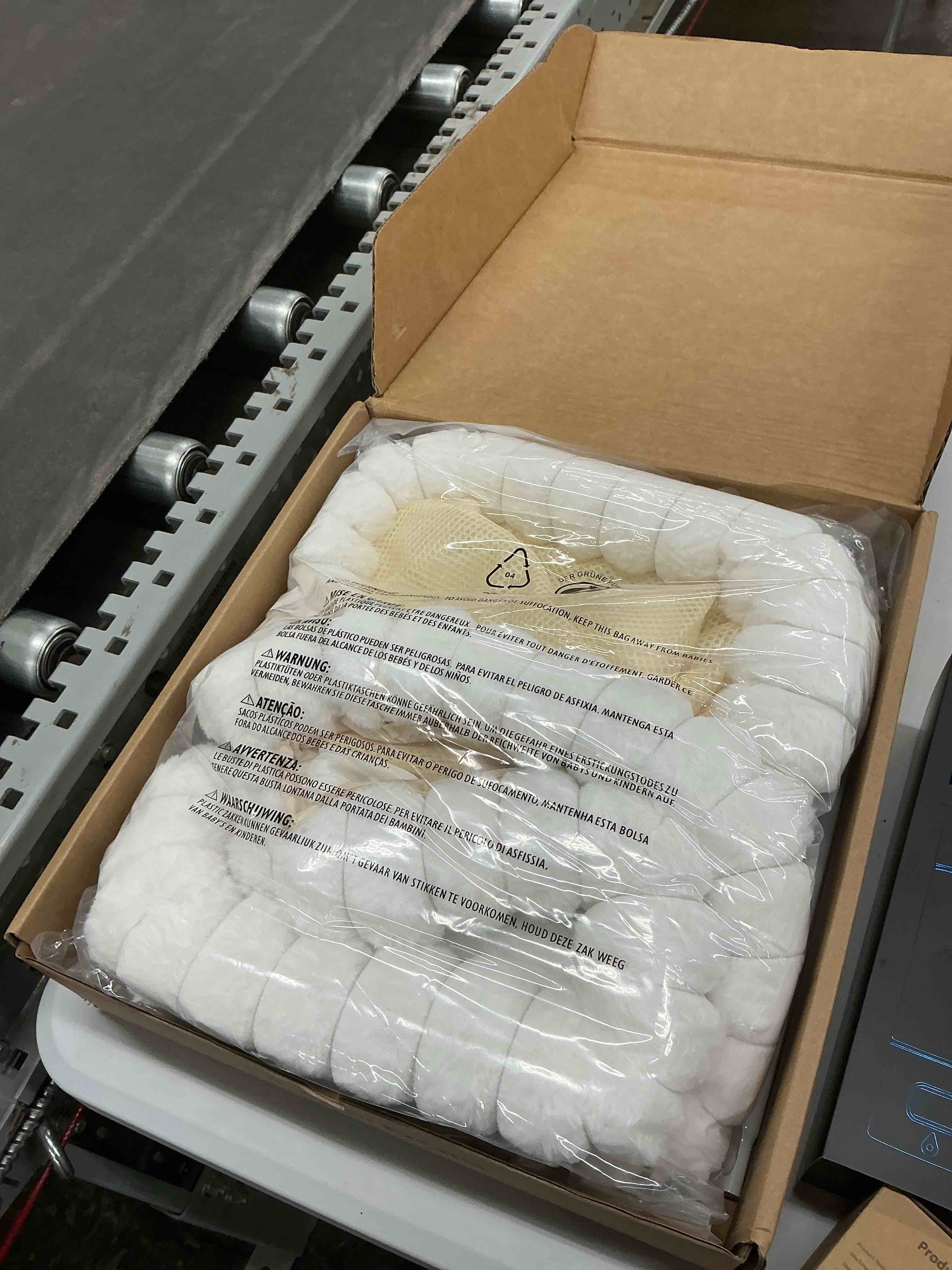 https://s3.amazonaws.com/lotting-images-prod/EmanualPiazza/PPE4810155_1779889901611.jpeg