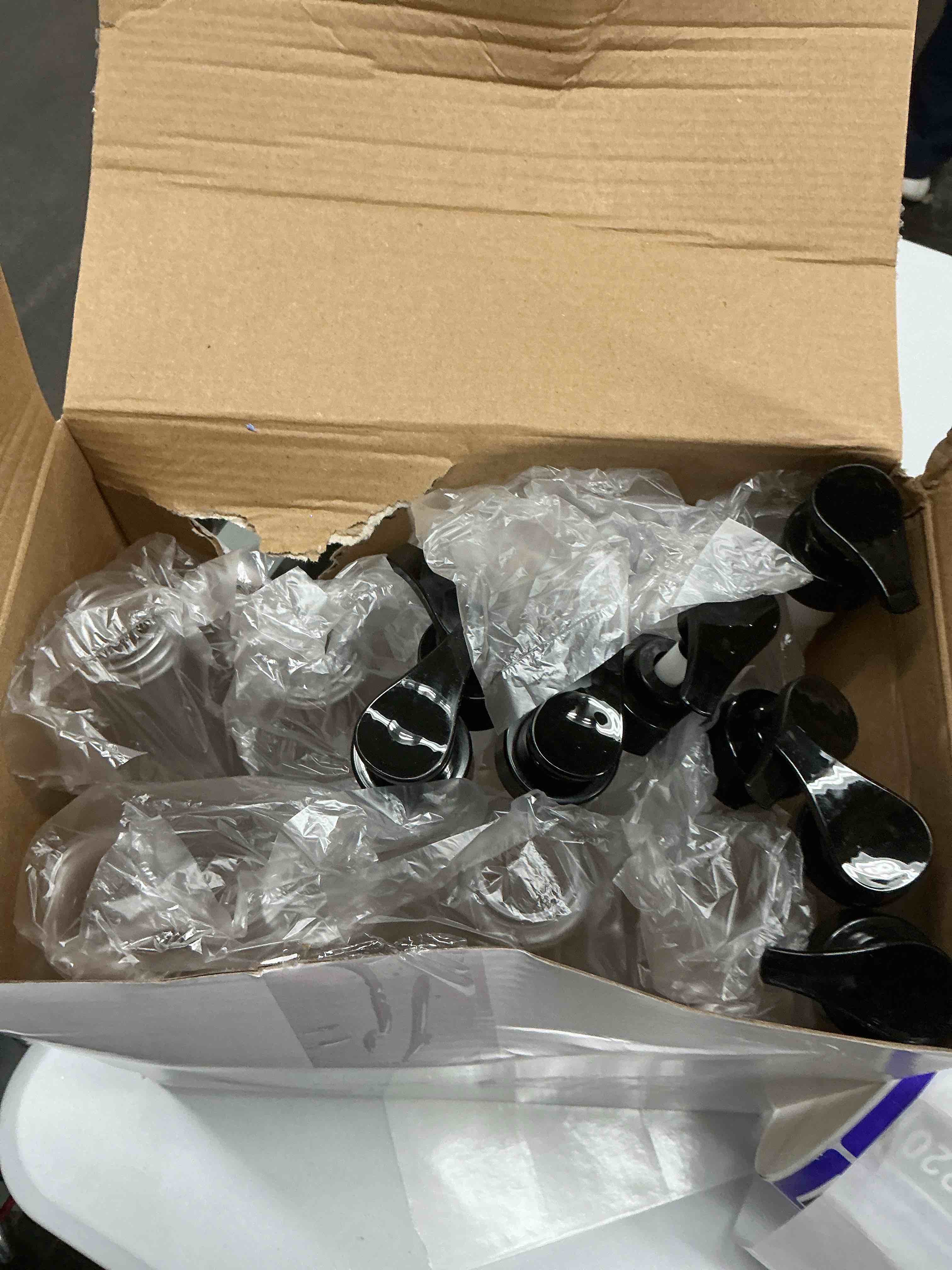 https://s3.amazonaws.com/lotting-images-prod/EmanualPiazza/PPE4810211_1779896793169.jpeg