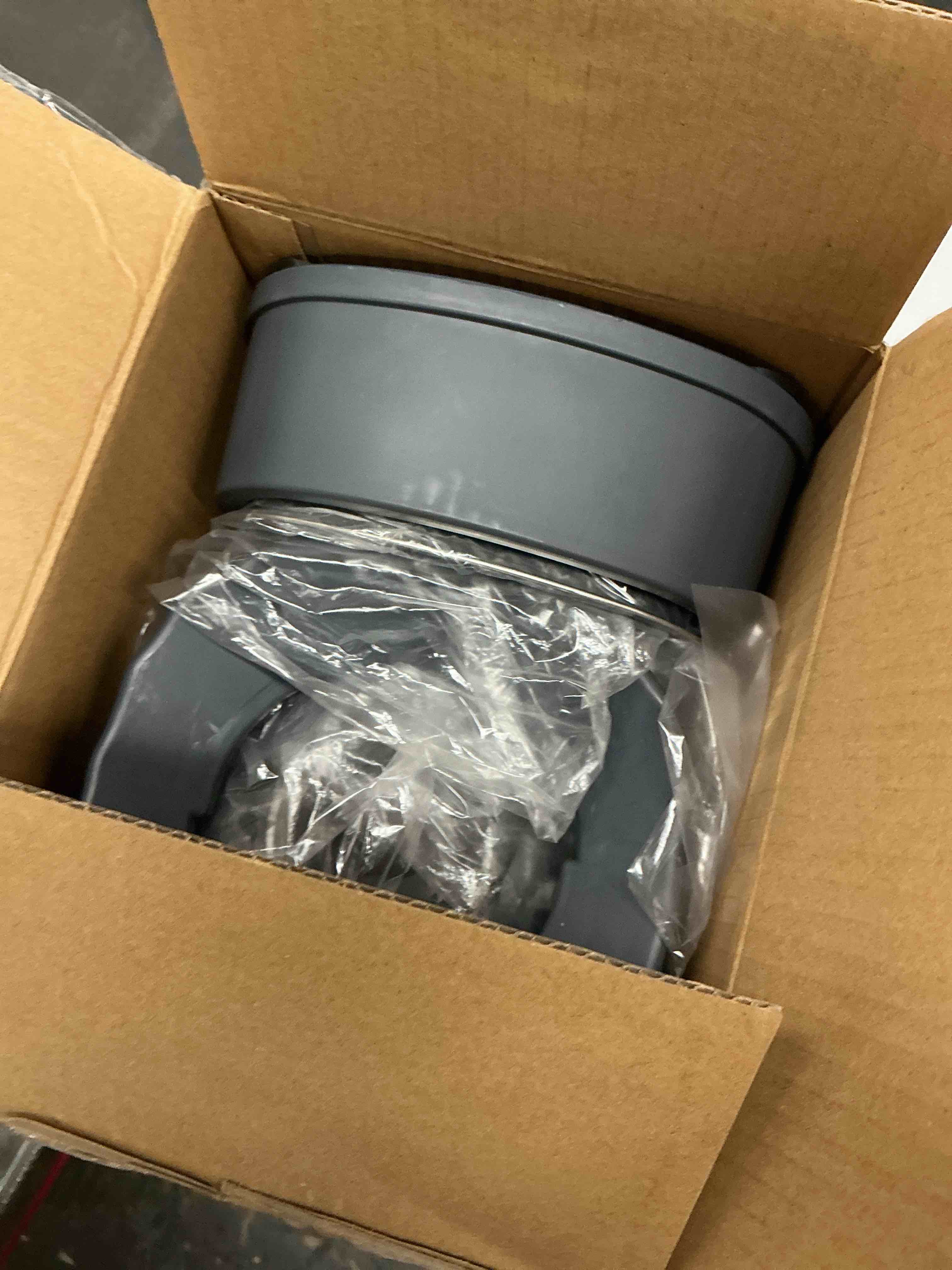 https://s3.amazonaws.com/lotting-images-prod/EmanualPiazza/PPE4810970_1780674931488.jpeg