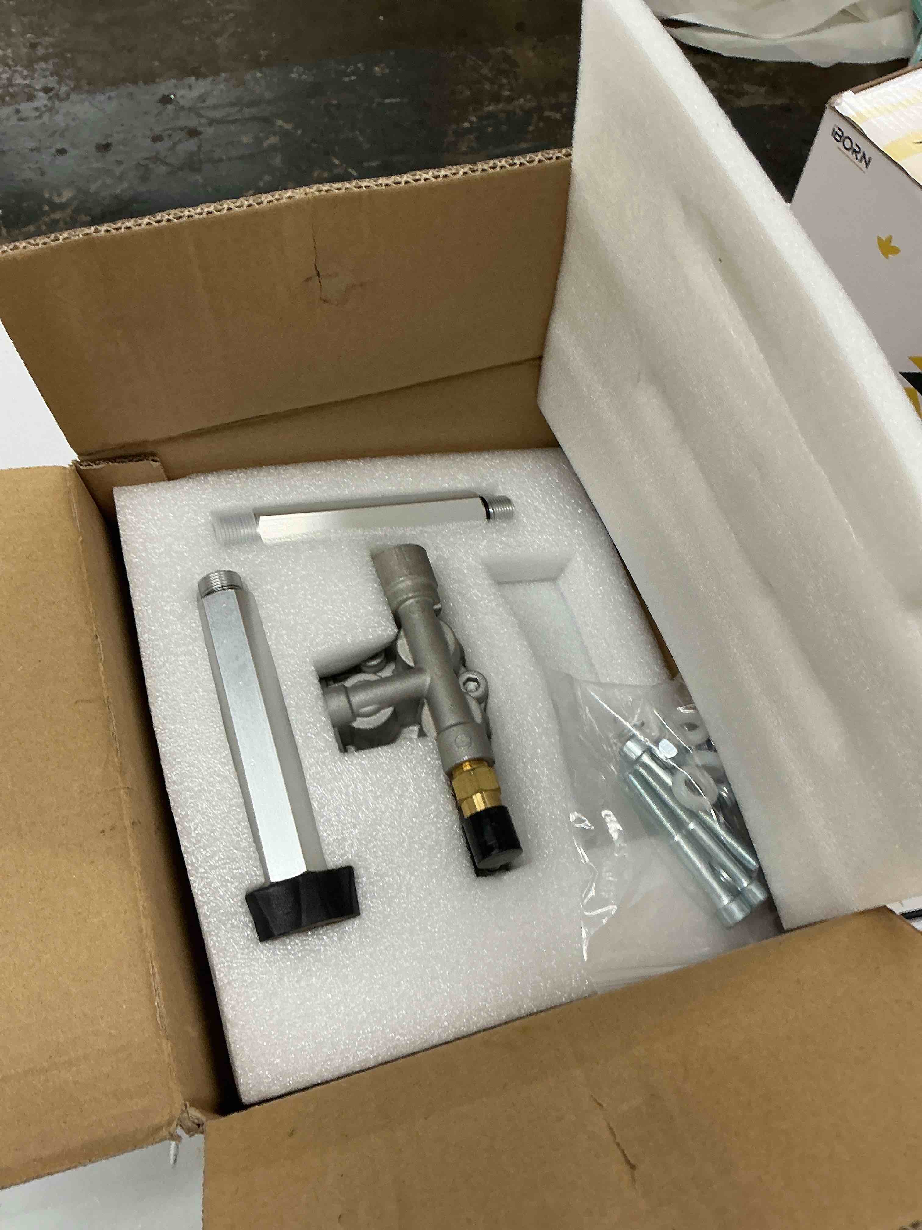 https://s3.amazonaws.com/lotting-images-prod/EmanualPiazza/PPE4811020_1780686422569.jpeg