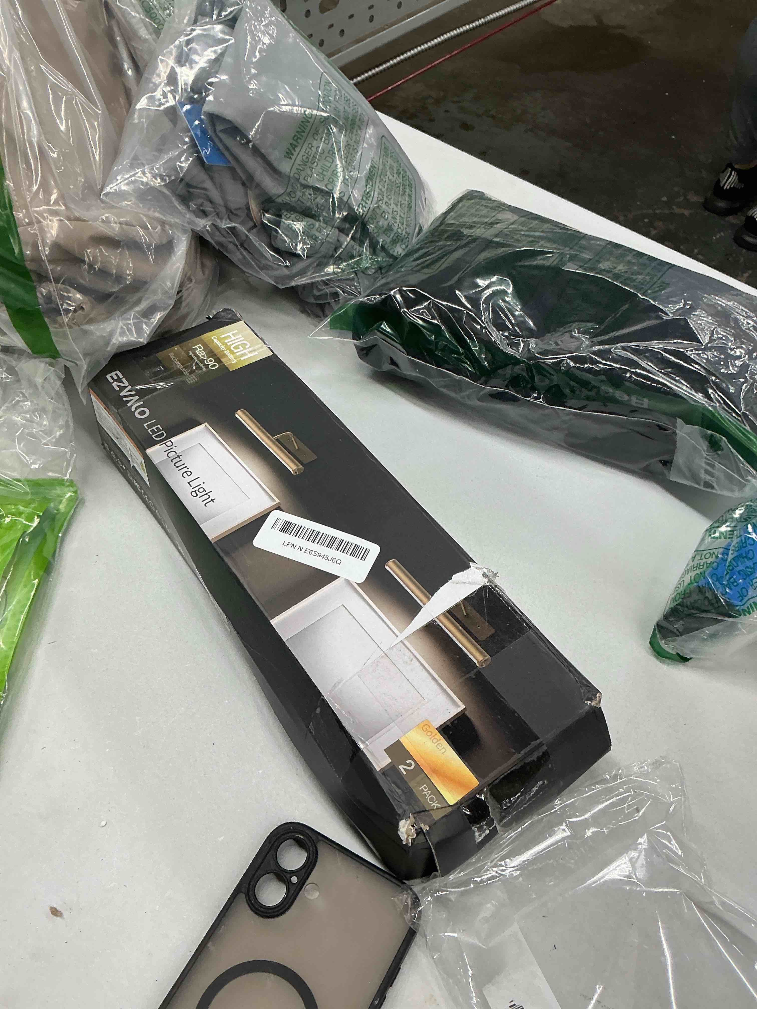 https://s3.amazonaws.com/lotting-images-prod/EmanualPiazza/PPE4811026_1780687274099.jpeg