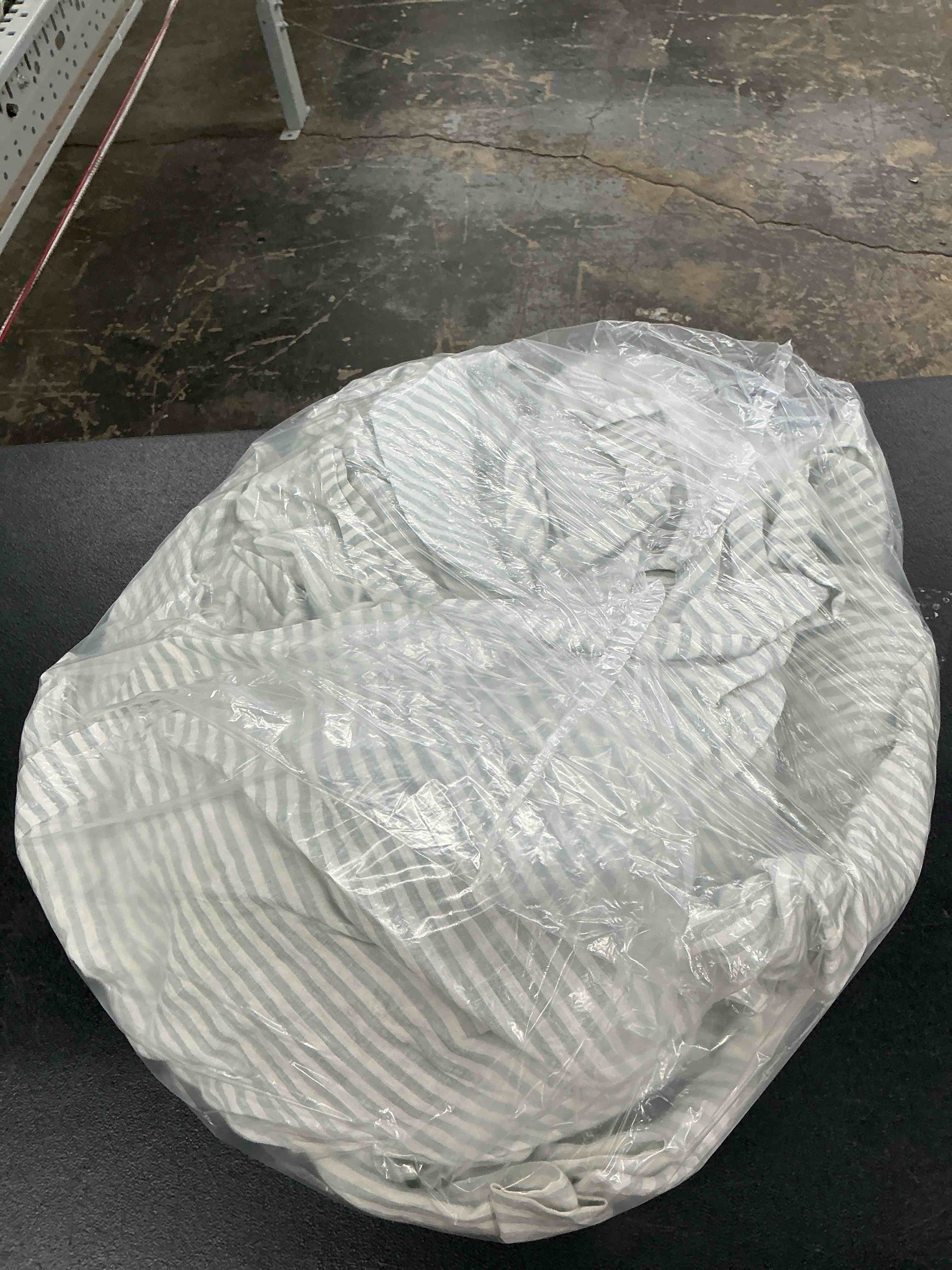 https://s3.amazonaws.com/lotting-images-prod/EmanualPiazza/PPE4812773_1782410586074.jpeg