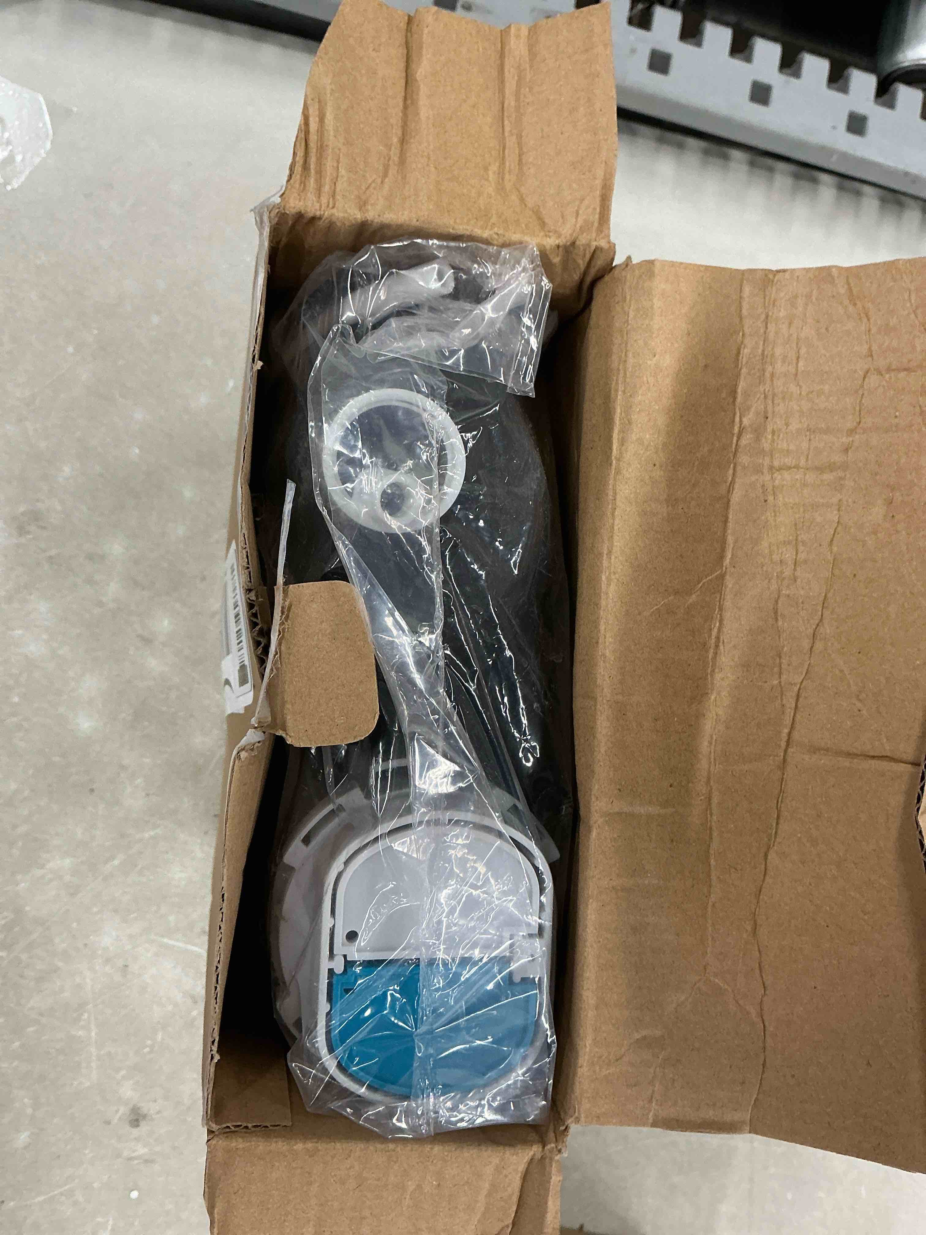 https://s3.amazonaws.com/lotting-images-prod/EmanualPiazza/PPE7049826_1789396785922.jpeg