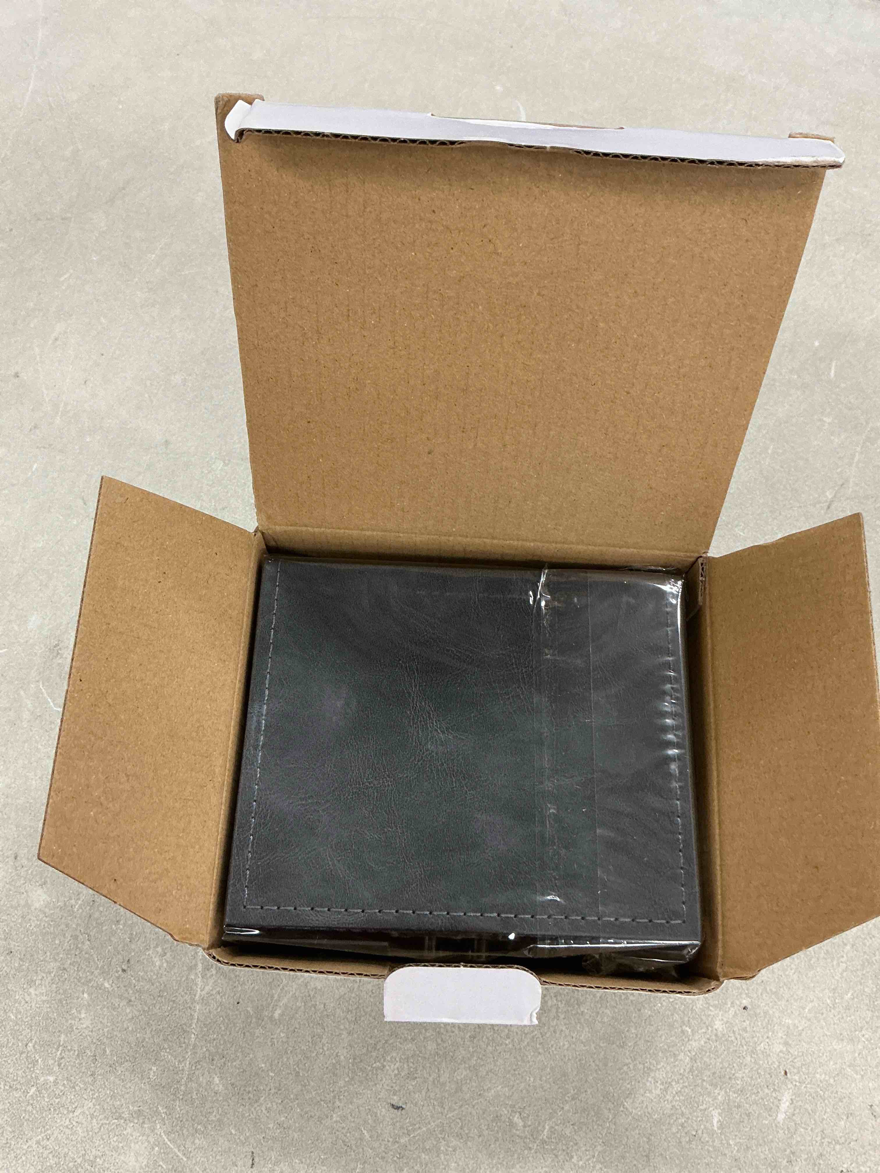 https://s3.amazonaws.com/lotting-images-prod/EmanualPiazza/PPE7049985_1789391417659.jpeg