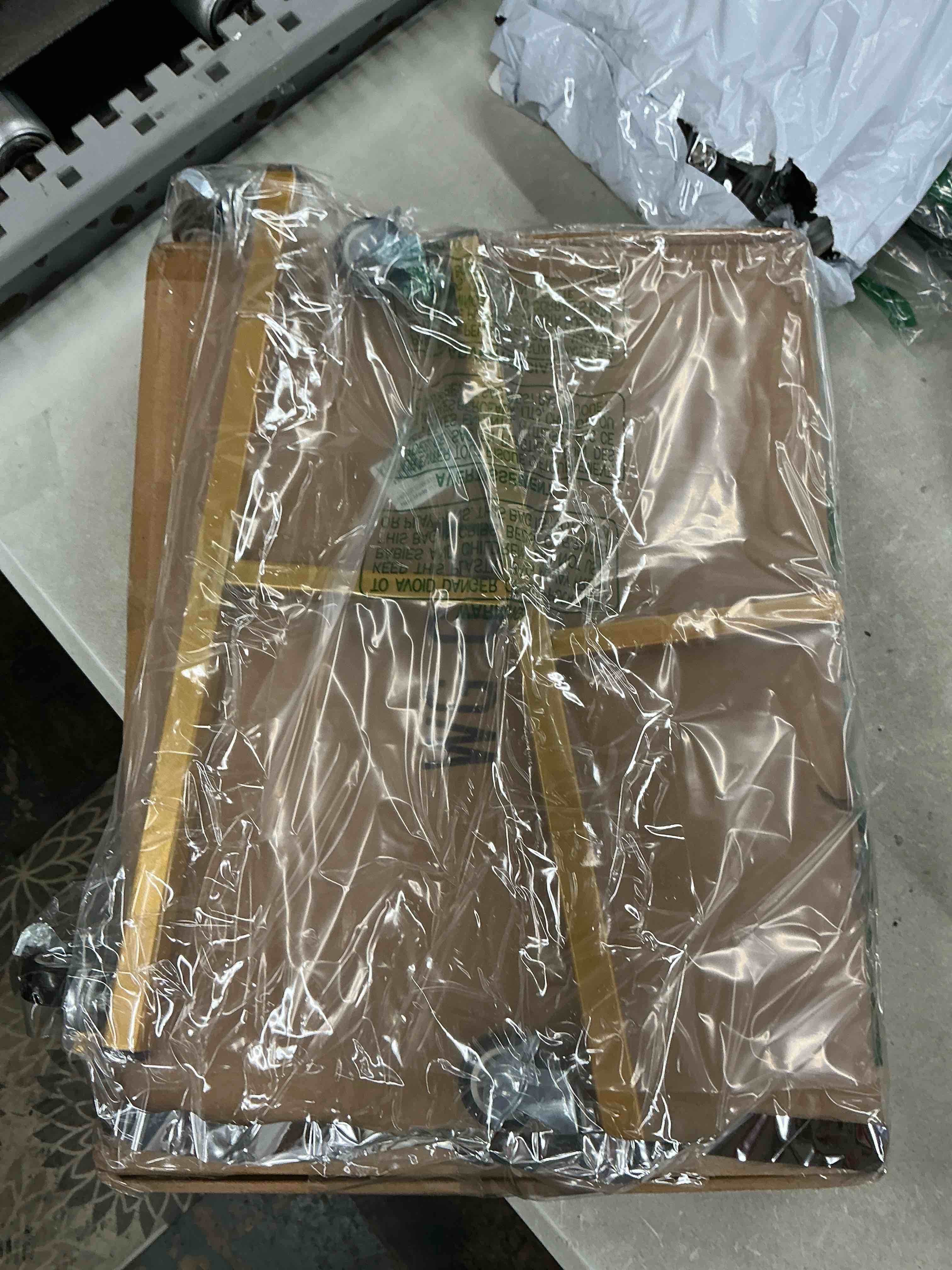 https://s3.amazonaws.com/lotting-images-prod/EmanualPiazza/PPE7050055_1789401168184.jpeg