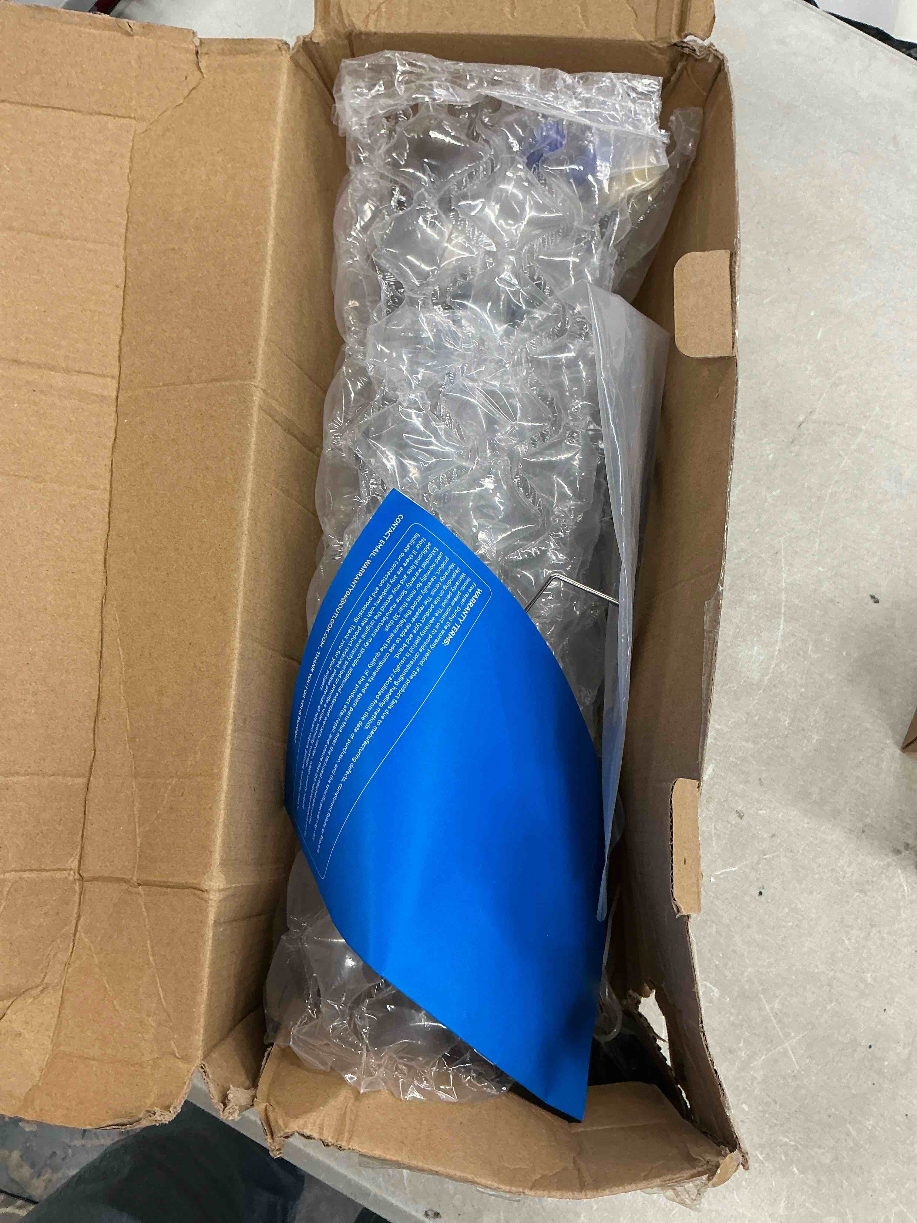 https://s3.amazonaws.com/lotting-images-prod/EmanualPiazza/PPE7050281_1789416624785.jpeg