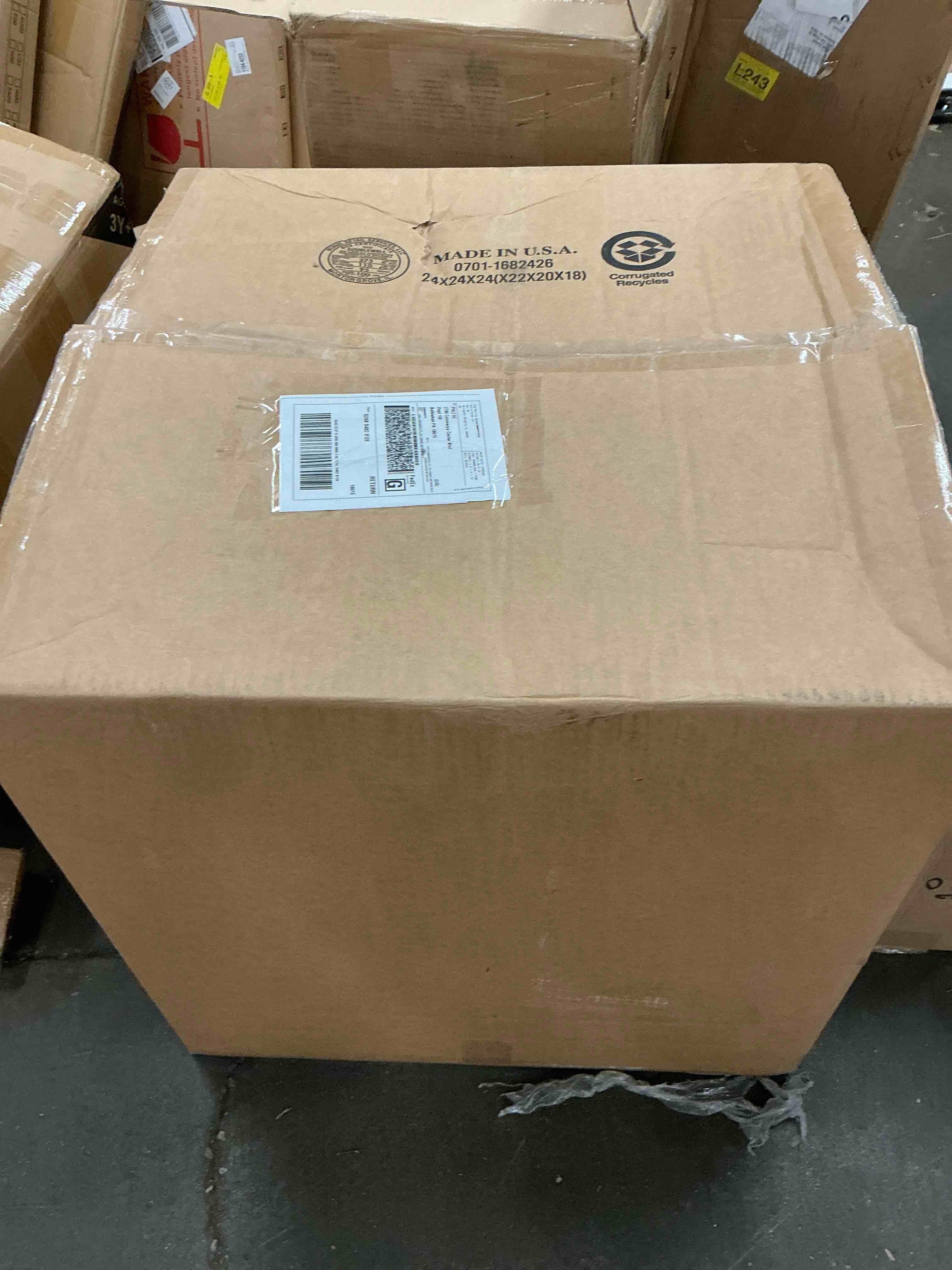 https://s3.amazonaws.com/lotting-images-prod/EmanualPiazza/PPE7051647_1789588290187.jpeg