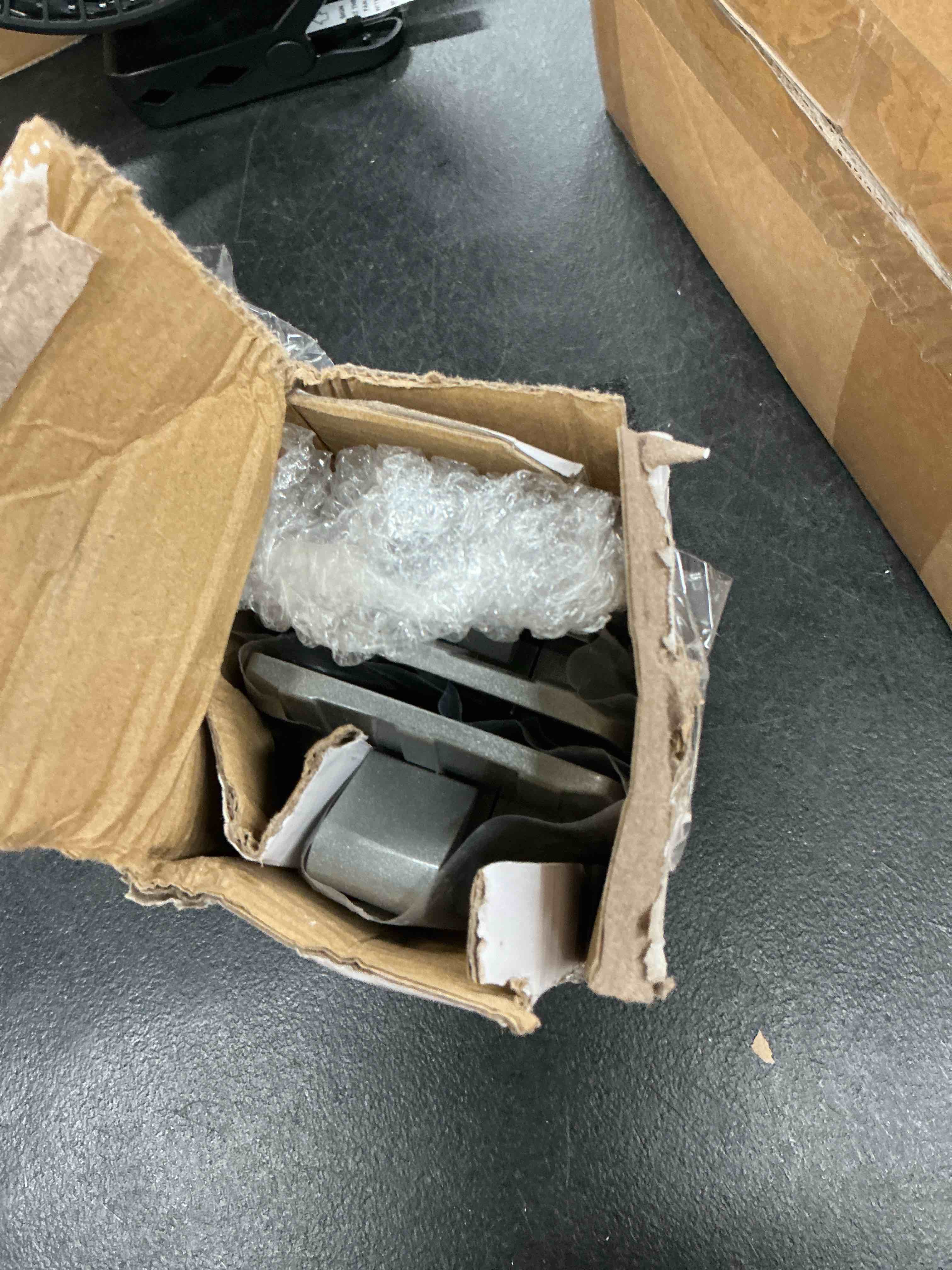 https://s3.amazonaws.com/lotting-images-prod/EmanualPiazza/PPE7056276_1789157450506.jpeg