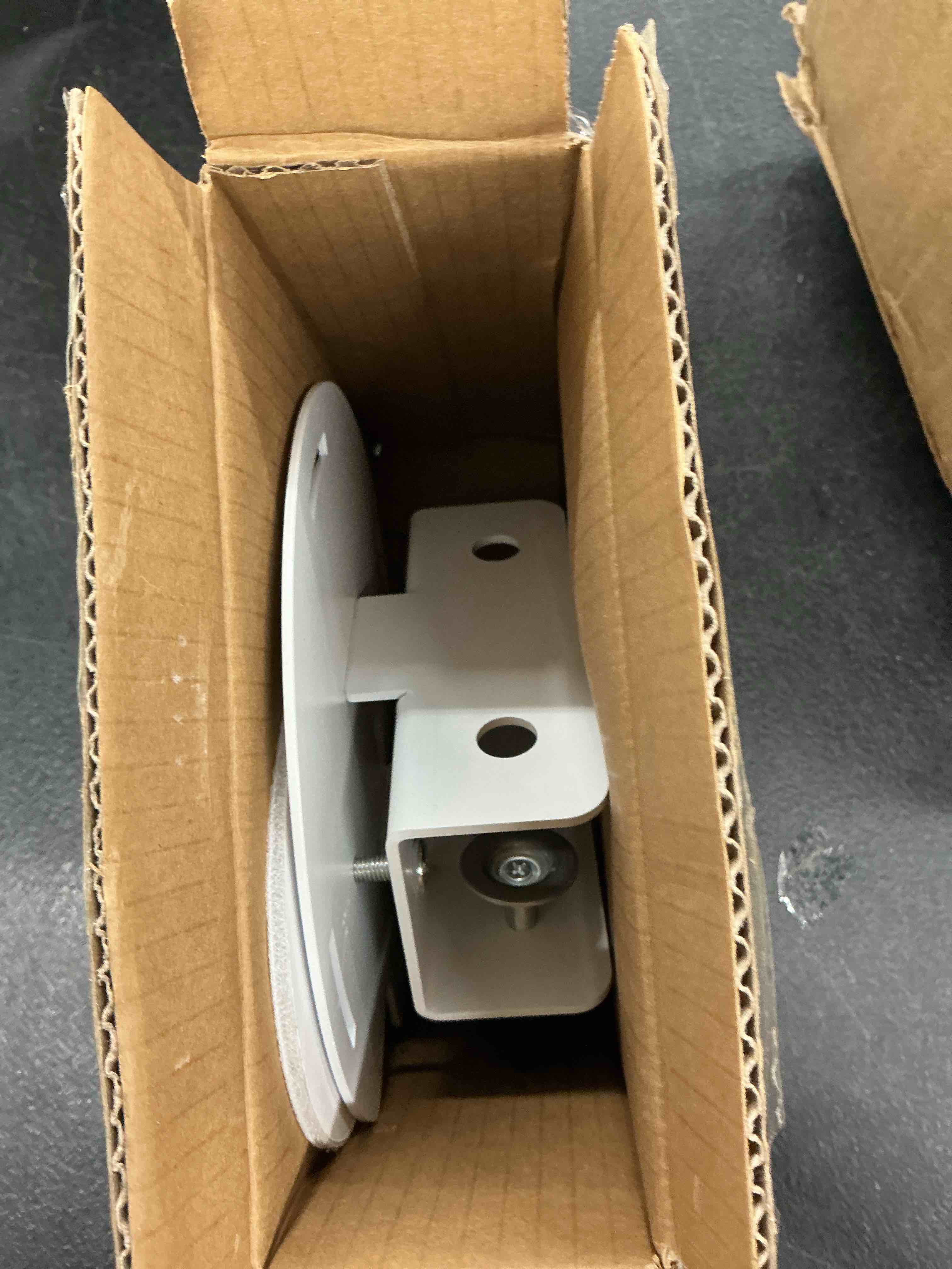 https://s3.amazonaws.com/lotting-images-prod/EmanualPiazza/PPE7056281_1789158728304.jpeg