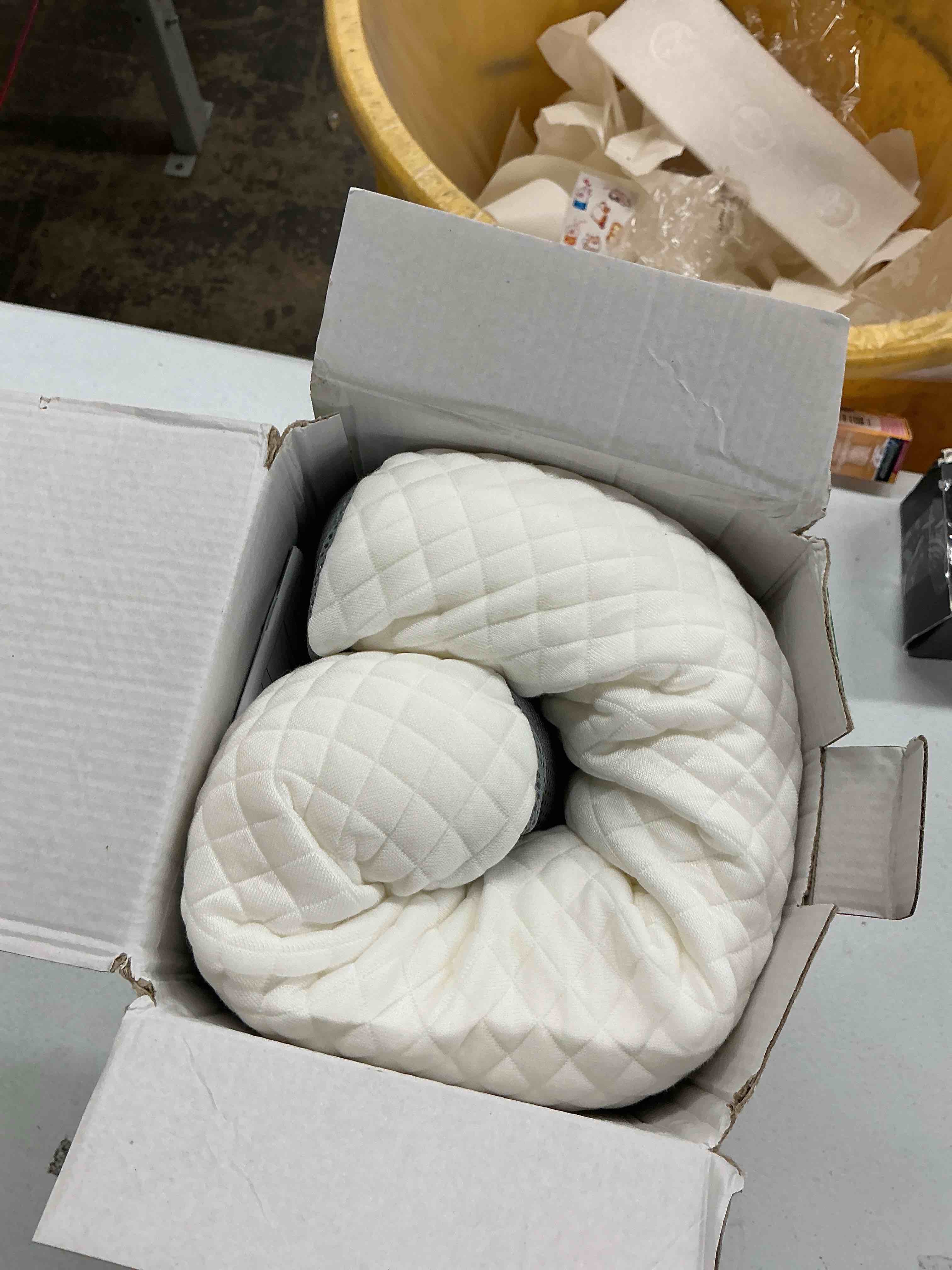 https://s3.amazonaws.com/lotting-images-prod/EmanualPiazza/PPE7060433_1789496540575.jpeg