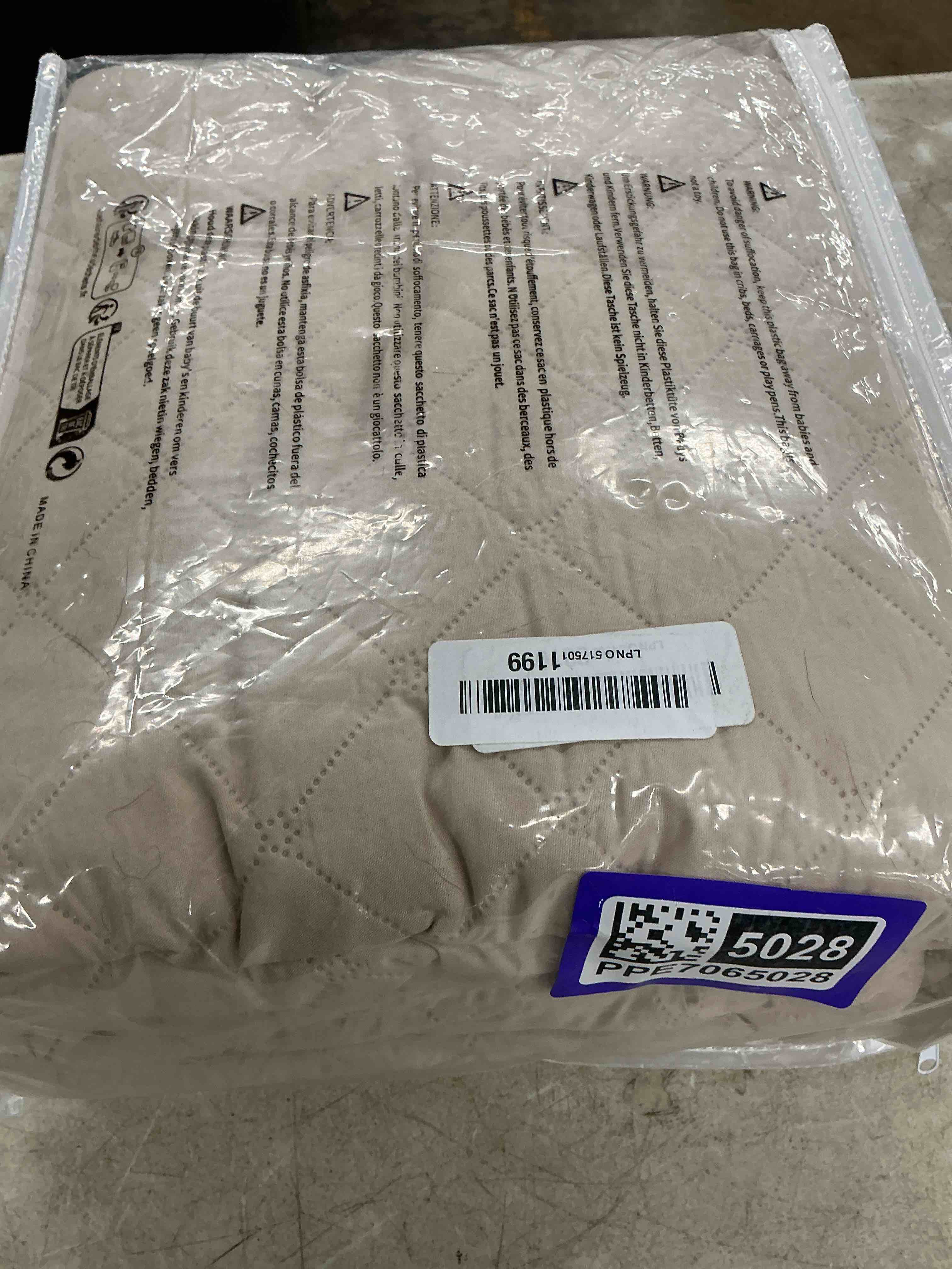 https://s3.amazonaws.com/lotting-images-prod/EmanualPiazza/PPE7065028_1789397198952.jpeg