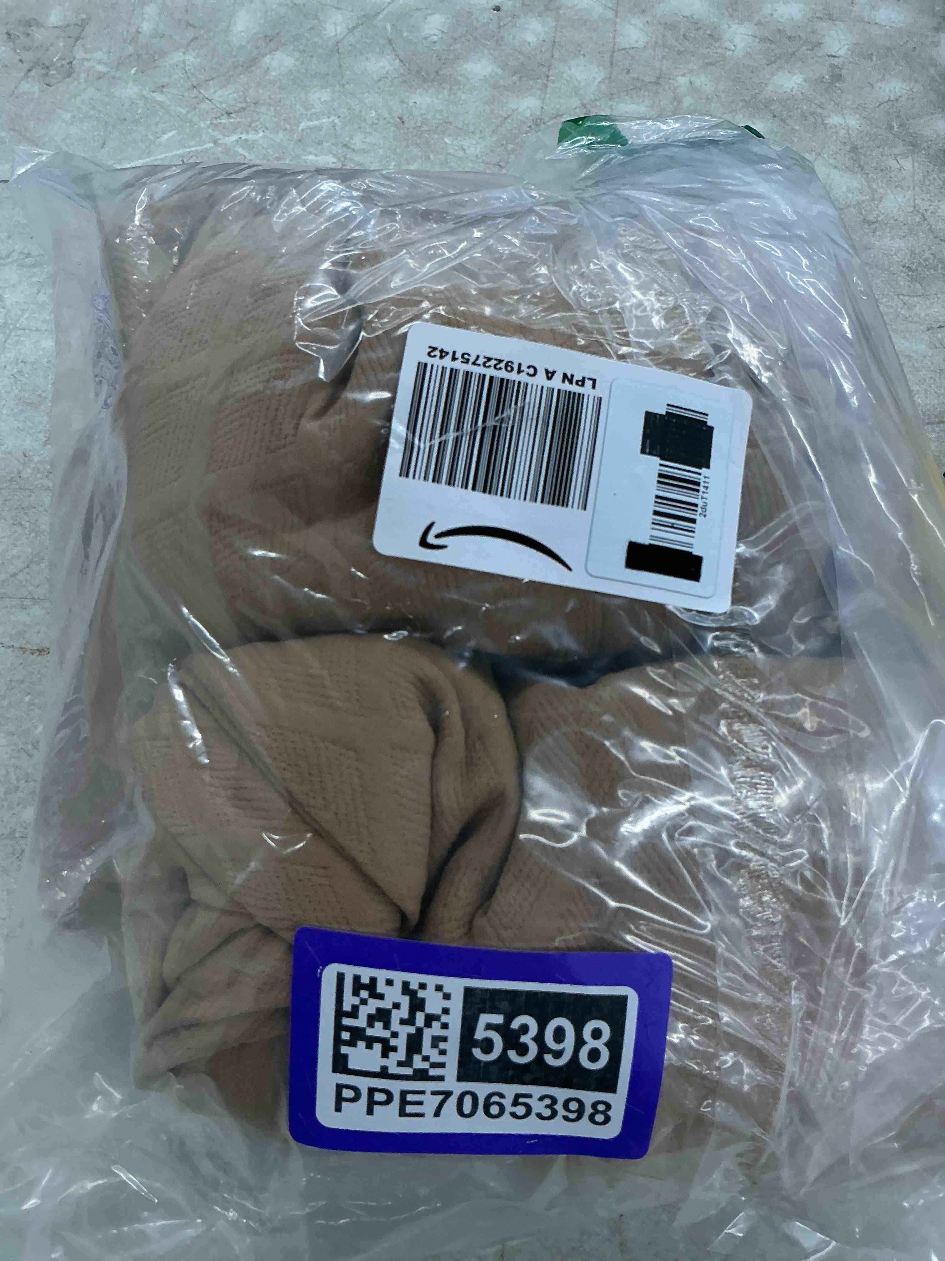 https://s3.amazonaws.com/lotting-images-prod/EmanualPiazza/PPE7065398_1789418000250.jpeg