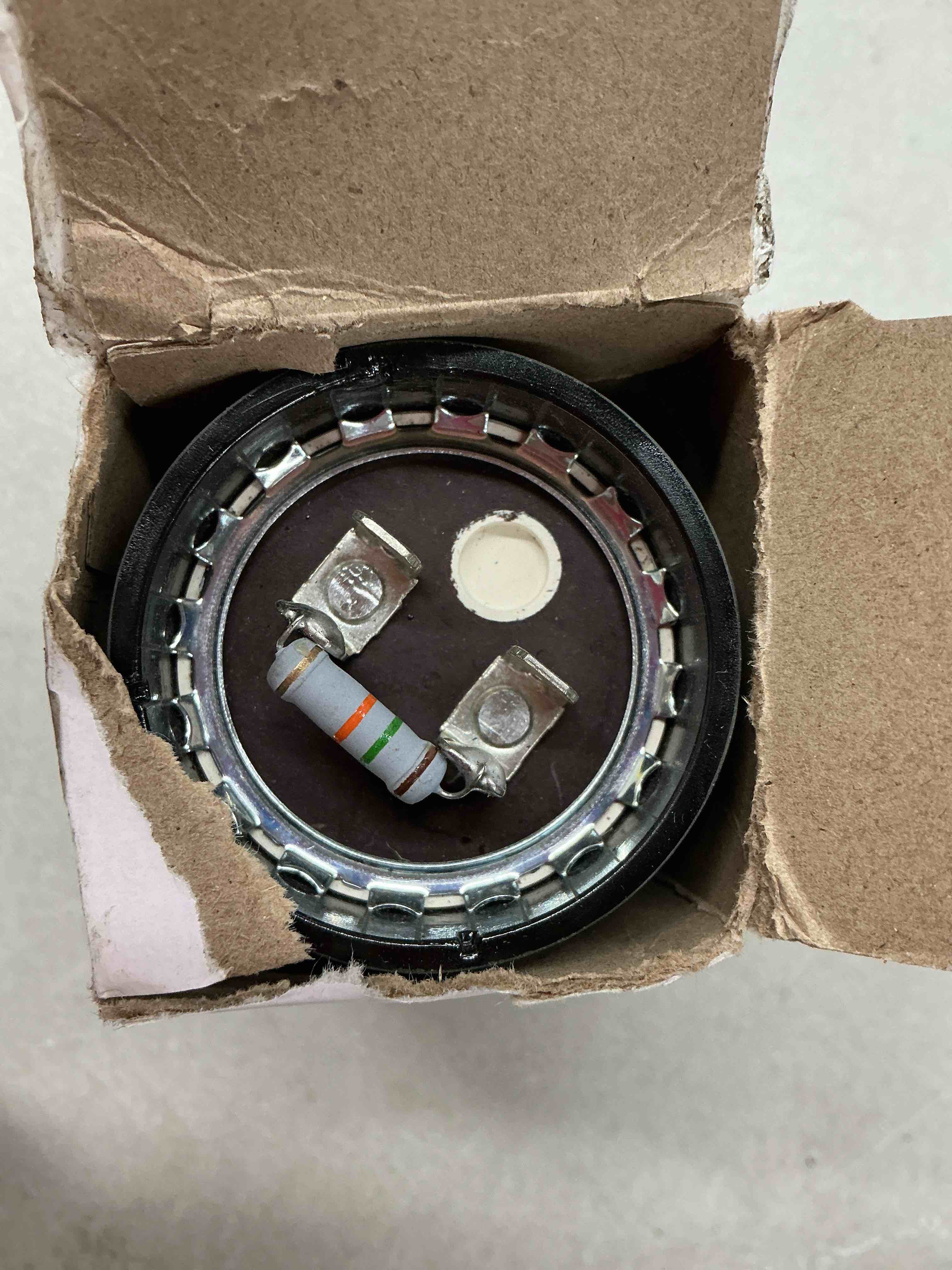 https://s3.amazonaws.com/lotting-images-prod/EmanualPiazza/PPE7065458_1789418517325.jpeg