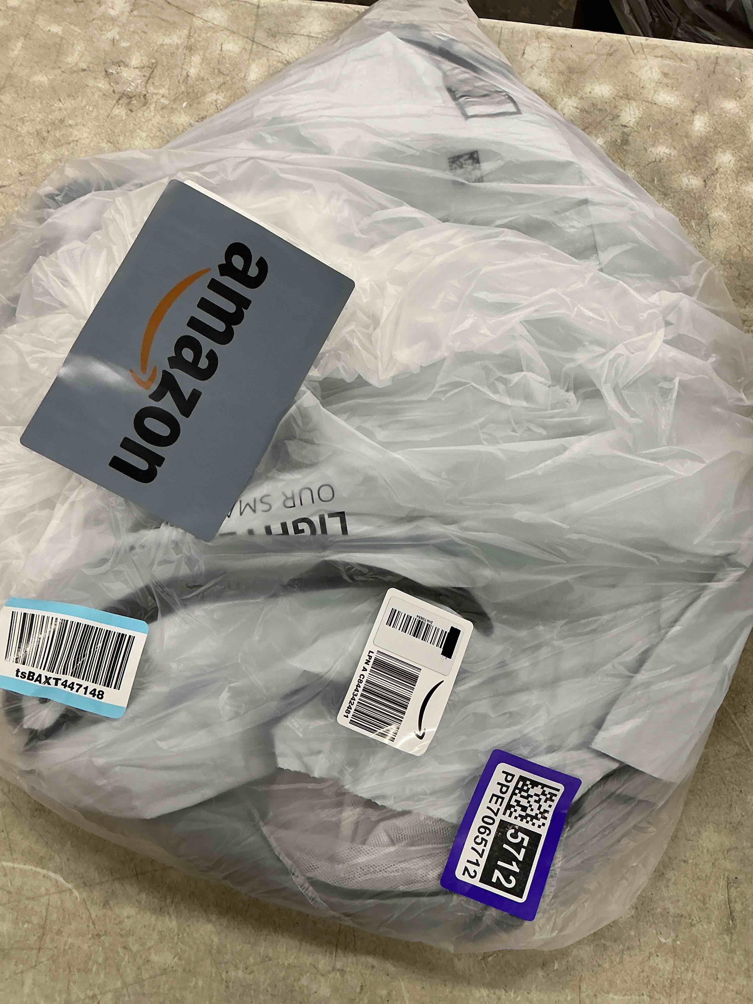 https://s3.amazonaws.com/lotting-images-prod/EmanualPiazza/PPE7065712_1789497189556.jpeg