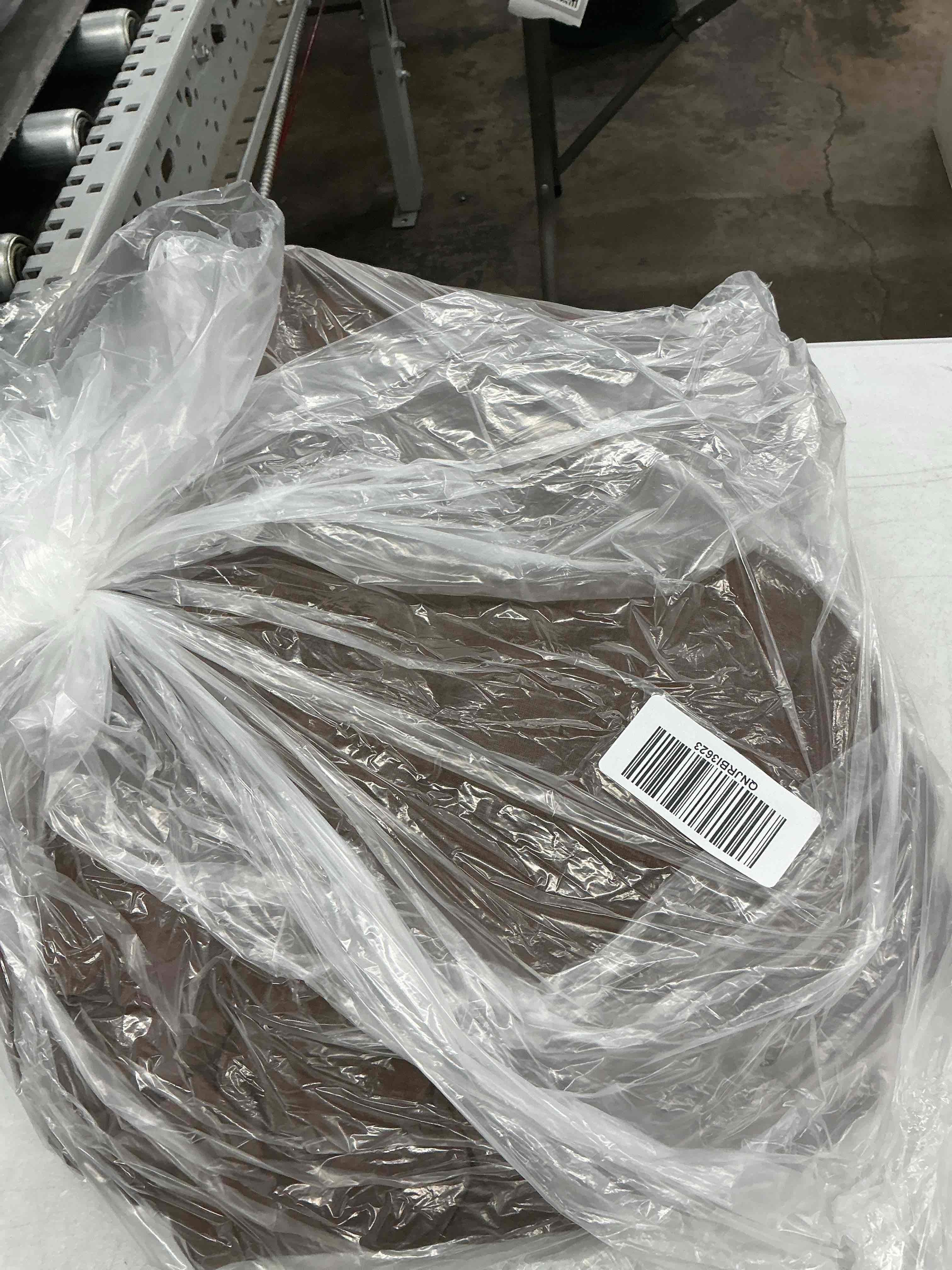 Condition photo showing Good Condition for quince european linen sheet set, queen, espresso
