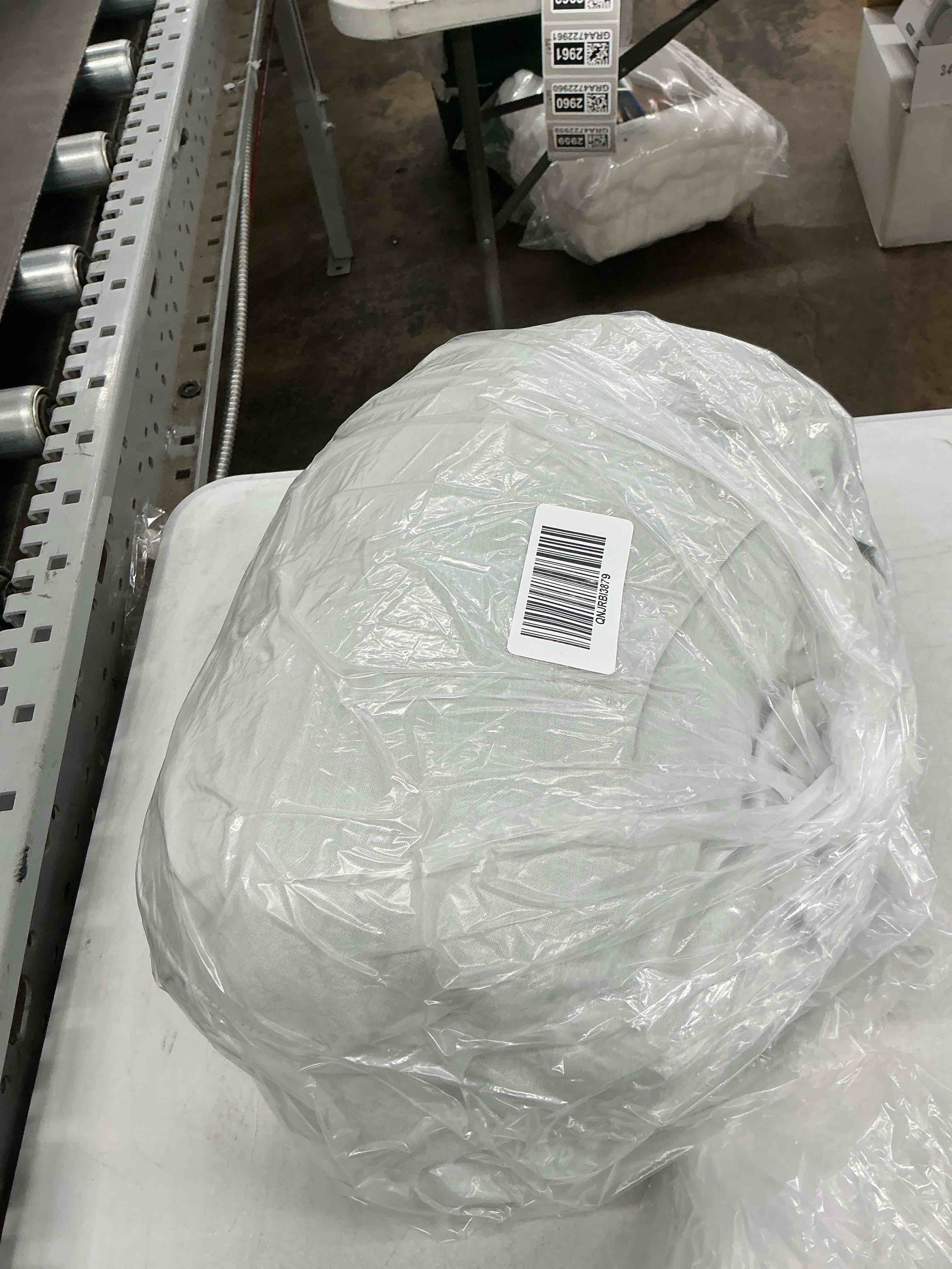 Condition photo showing Good Condition for organic cotton gauze toddler quilt & sham set, one size, mist