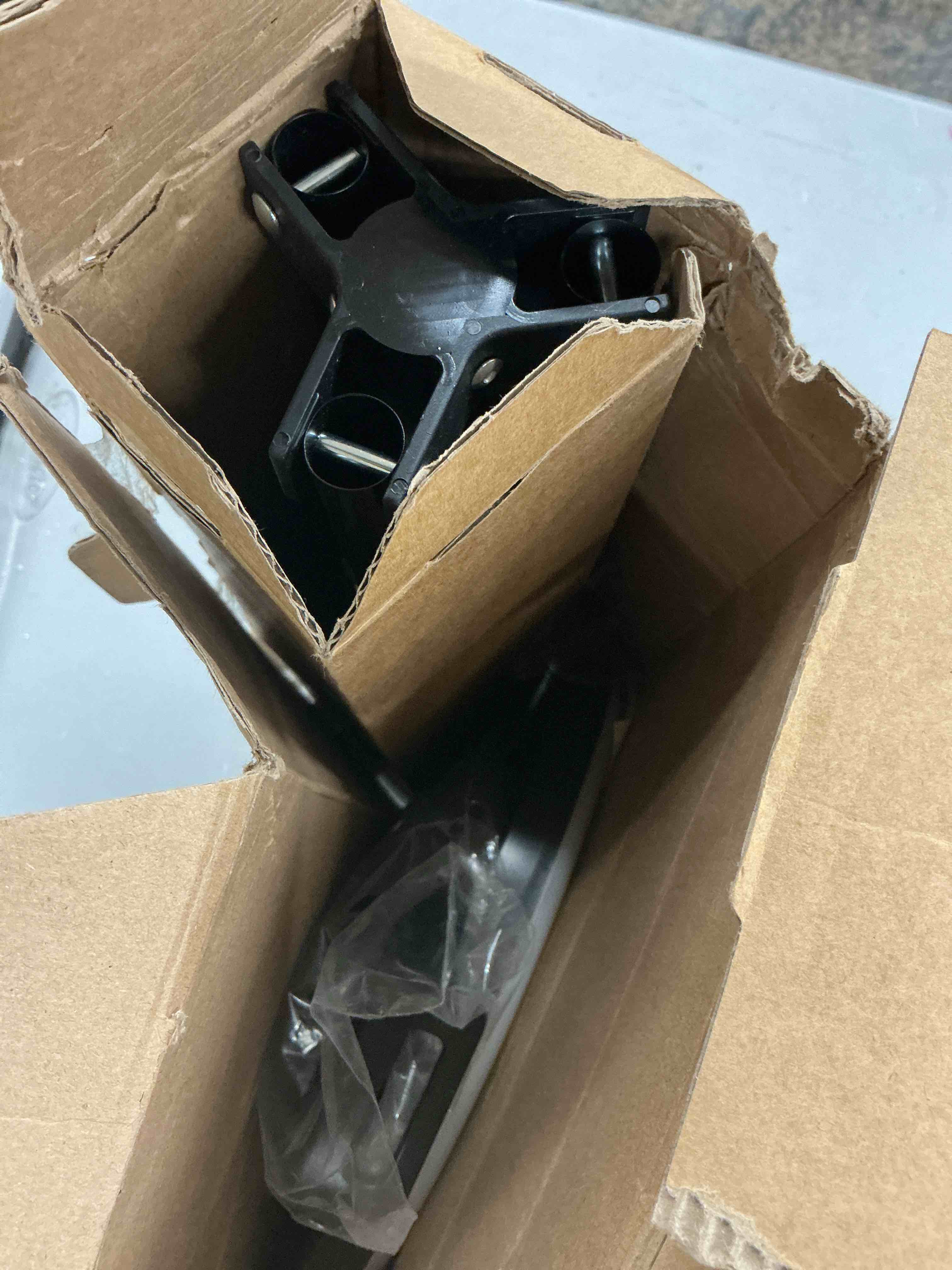 https://s3.amazonaws.com/lotting-images-prod/EmanualPiazza/PPE7366320_1781013213501.jpeg