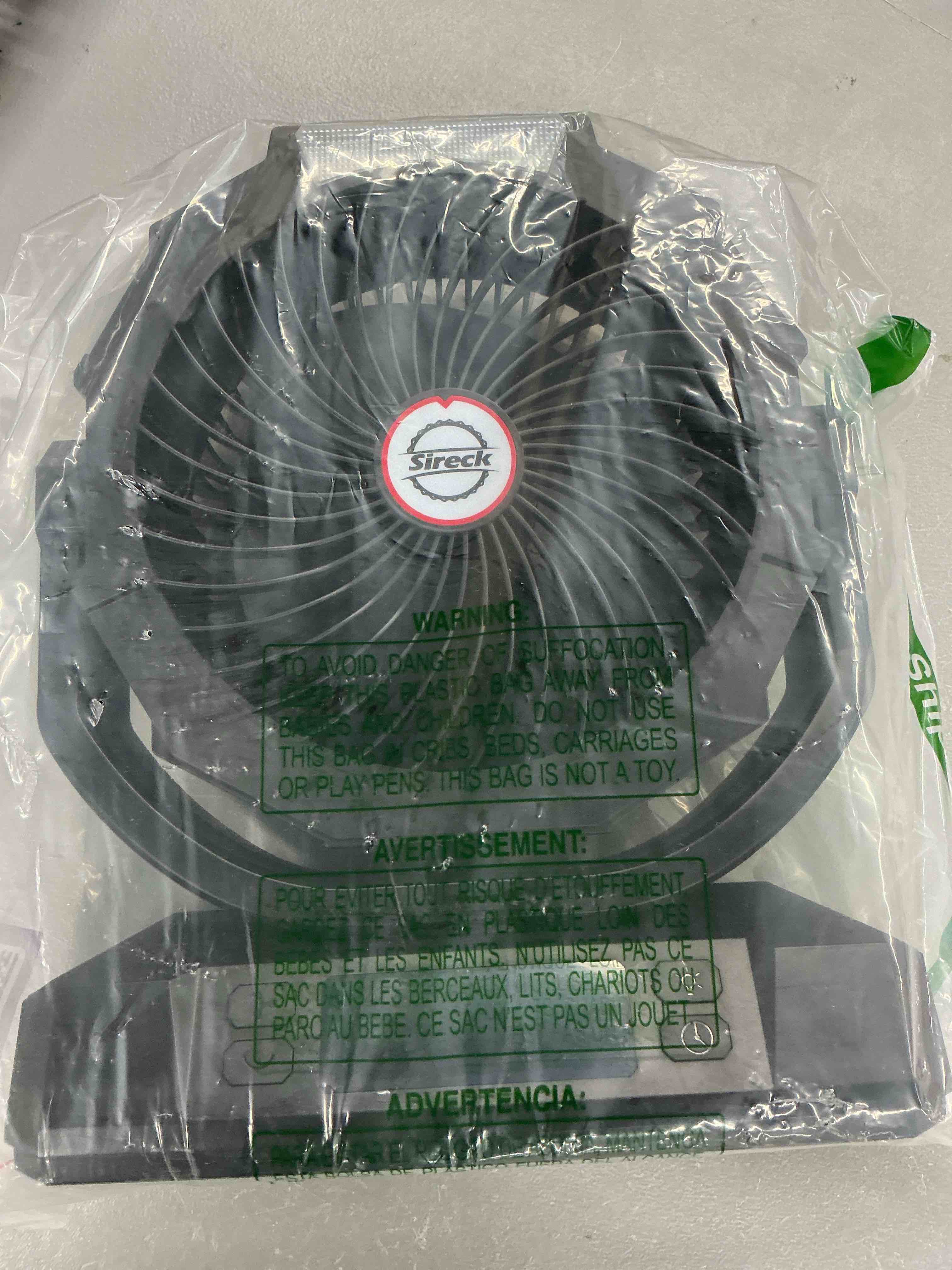 https://s3.amazonaws.com/lotting-images-prod/EmanualPiazza/PPE7367055_1781281843510.jpeg