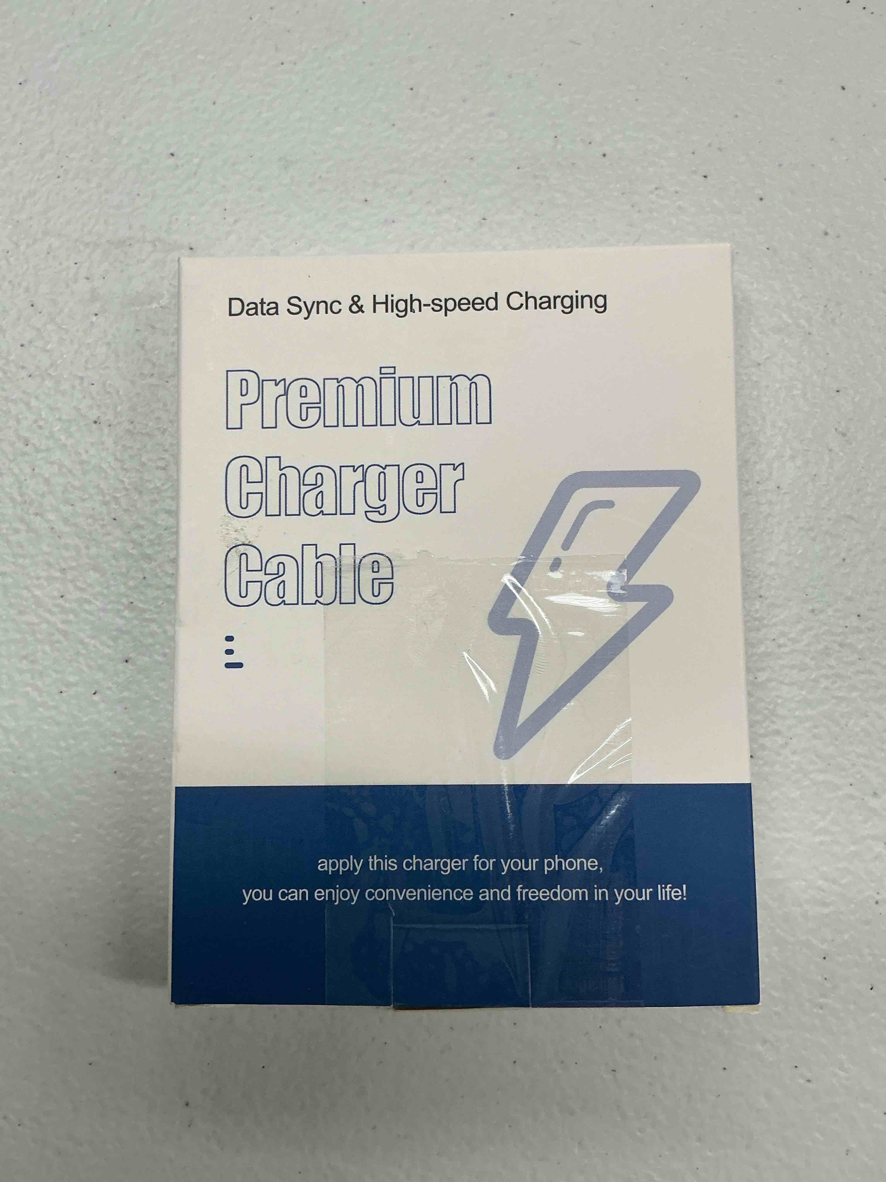 Condition photo showing Good Condition for 2pack 3ft car carplay cable for apple iphone 17 pro max/17 air/16 pro/15 plus/15, usb a to usb c carplay charger cord, ipad pro 12.9/11,10th, air 5th/ 4th,ipad mini 6th gen car charging cable 3 feet white 3ft