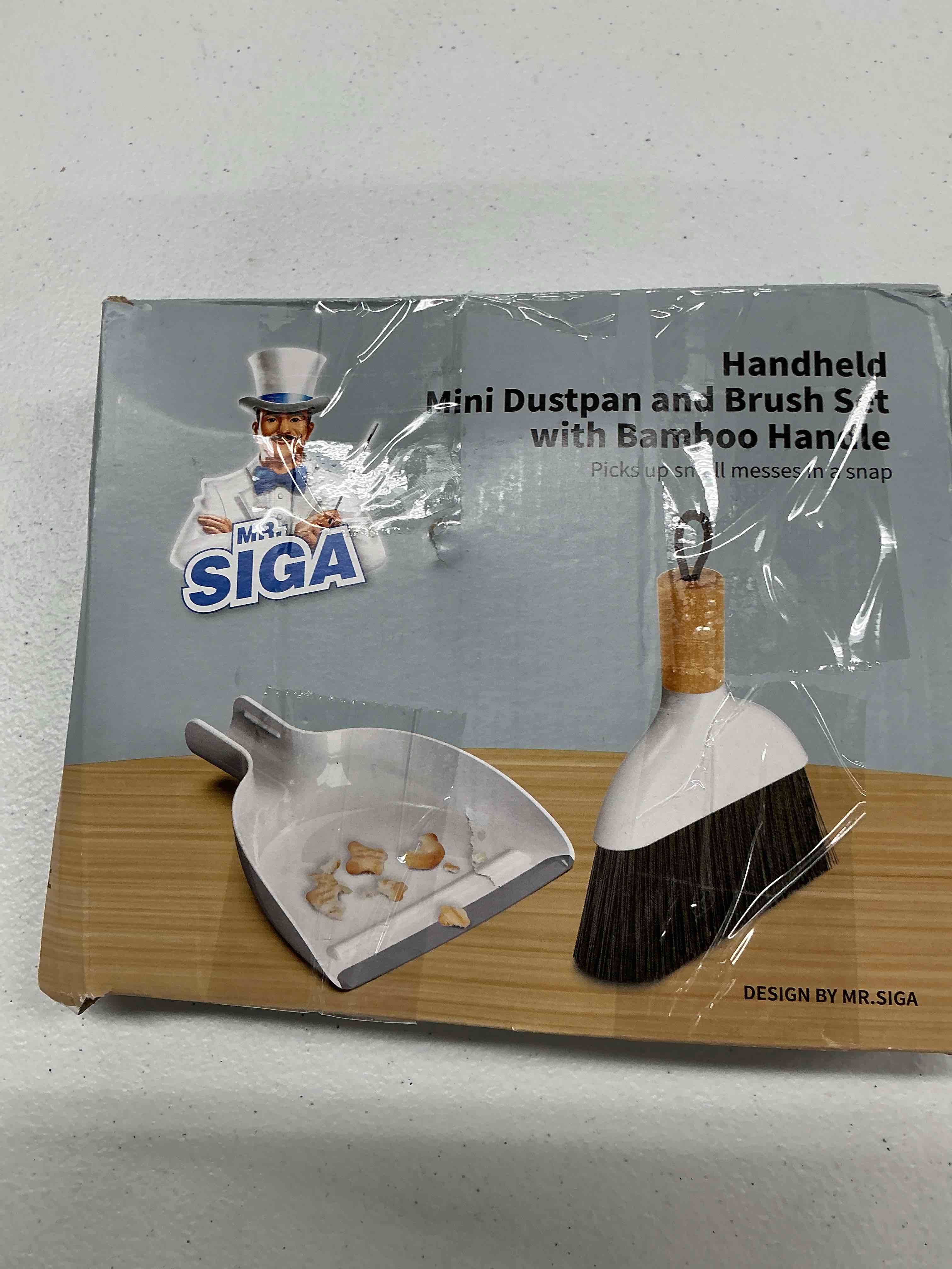 Condition photo showing Good Condition for mr.siga mini dustpan and brush set, portable cleaning brush and dustpan combo with bamboo handle, 1 set white