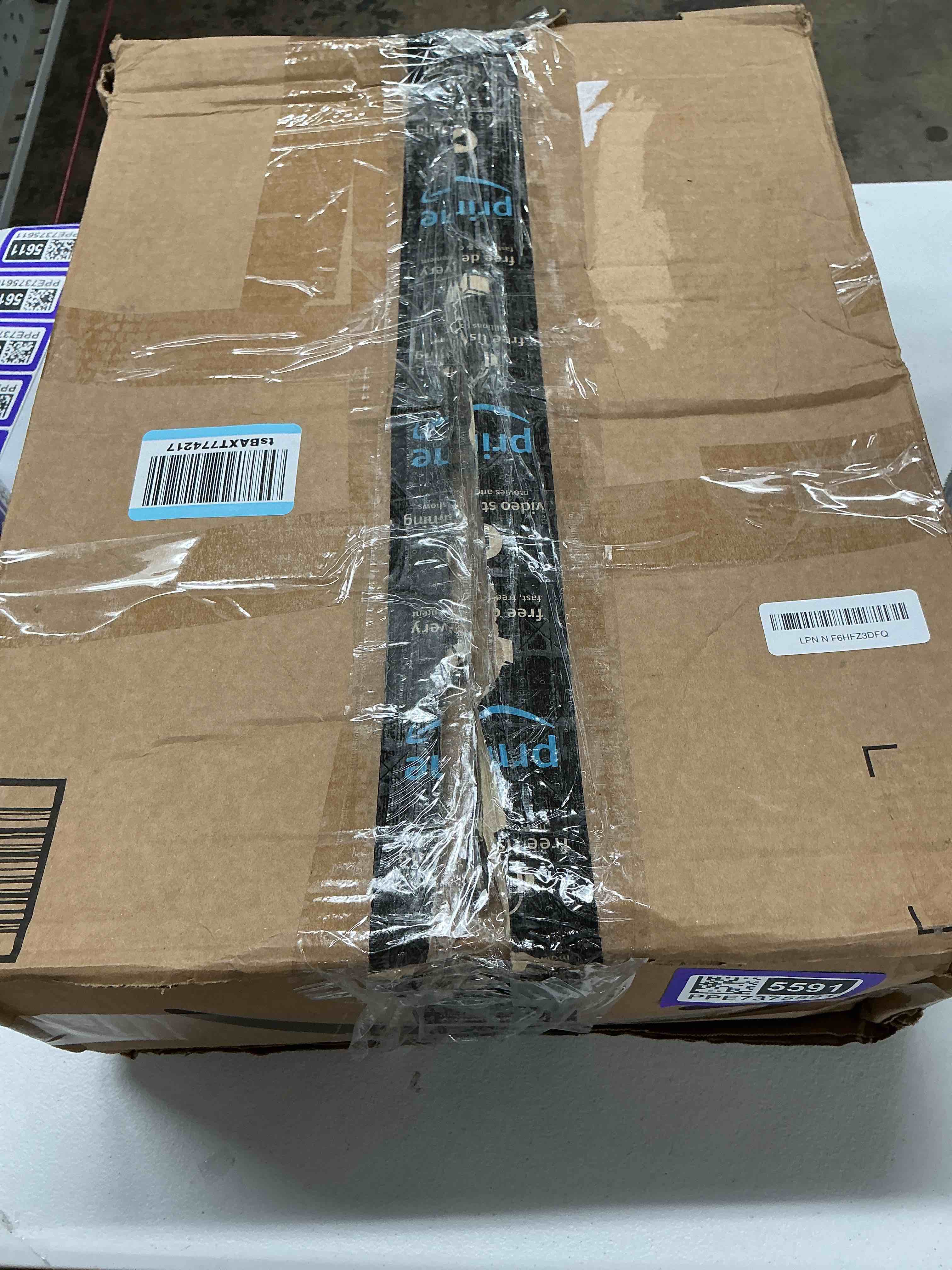 Condition photo showing Good Condition for gawicpy wedding arch backdrop stand set metal arch backdrop stand with wedding arch cover, wedding balloon arch backdrop stand for birthday, baby shower, anniversary (black, 5.9ft+6.6ft+7.2ft) 5.9ft+6.6ft+7.2ft black