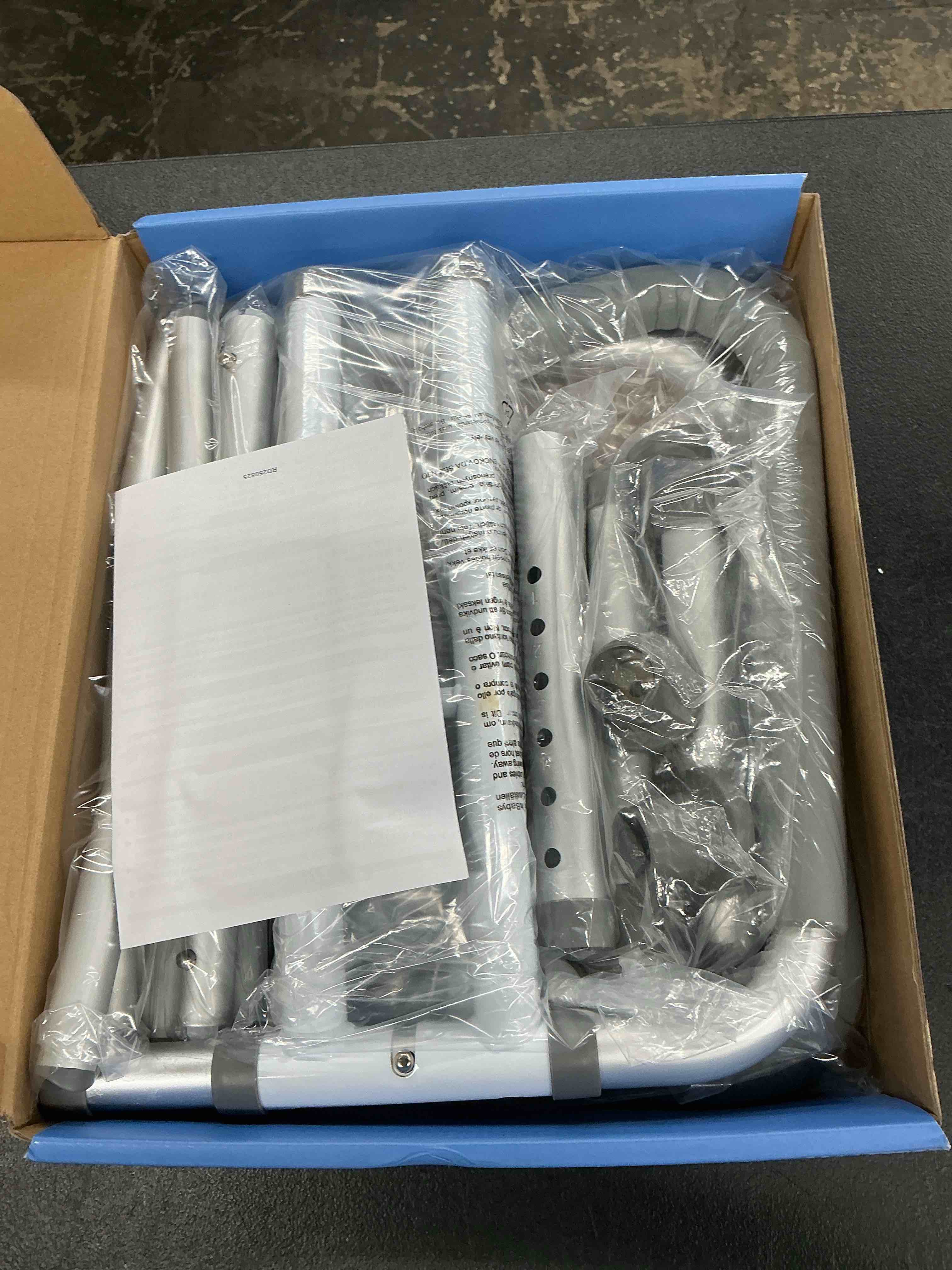 https://s3.amazonaws.com/lotting-images-prod/EmanualPiazza/PPE7378053_1780684707069.jpeg