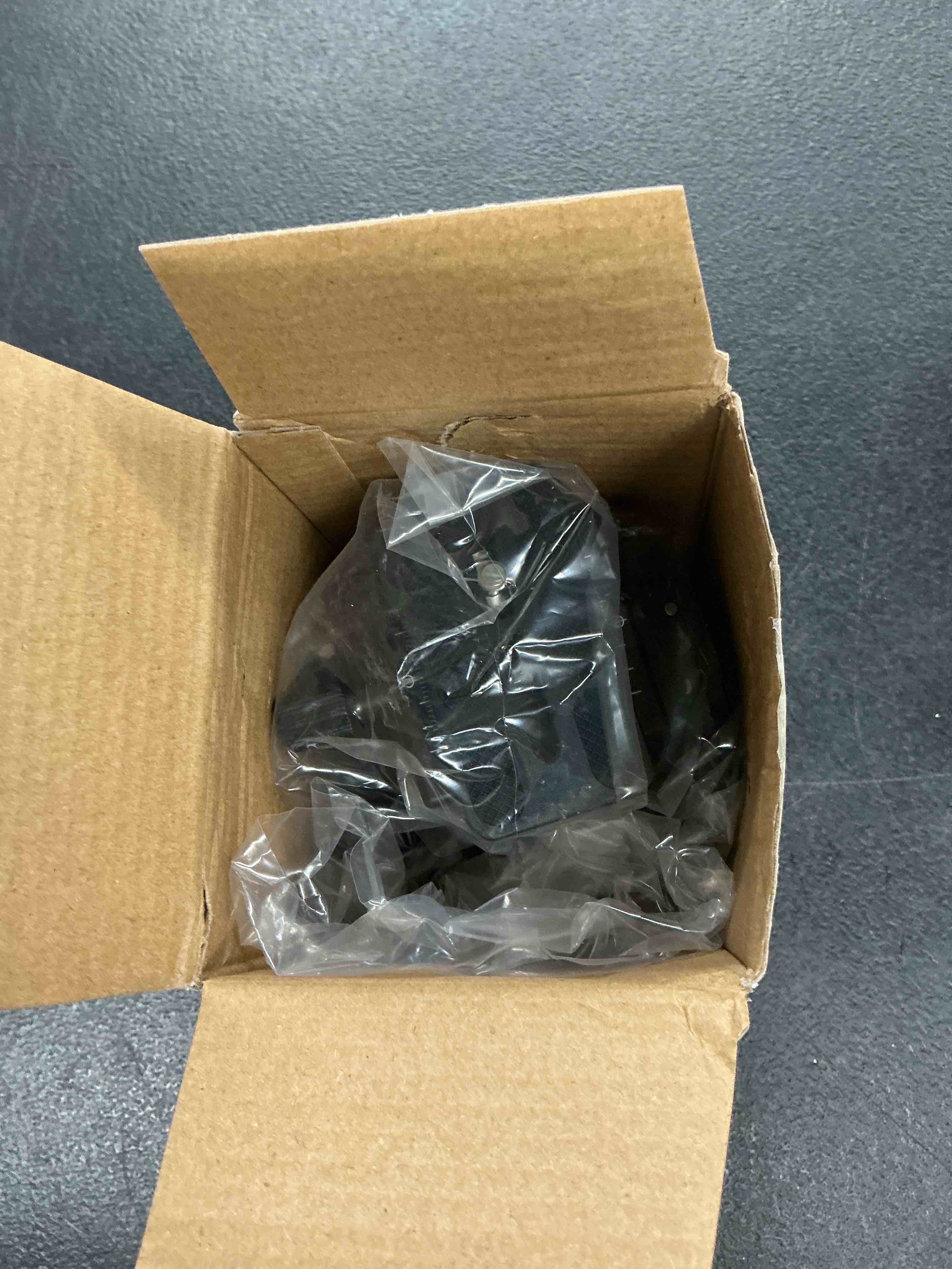 https://s3.amazonaws.com/lotting-images-prod/EmanualPiazza/PPE7378135_1780689440431.jpeg
