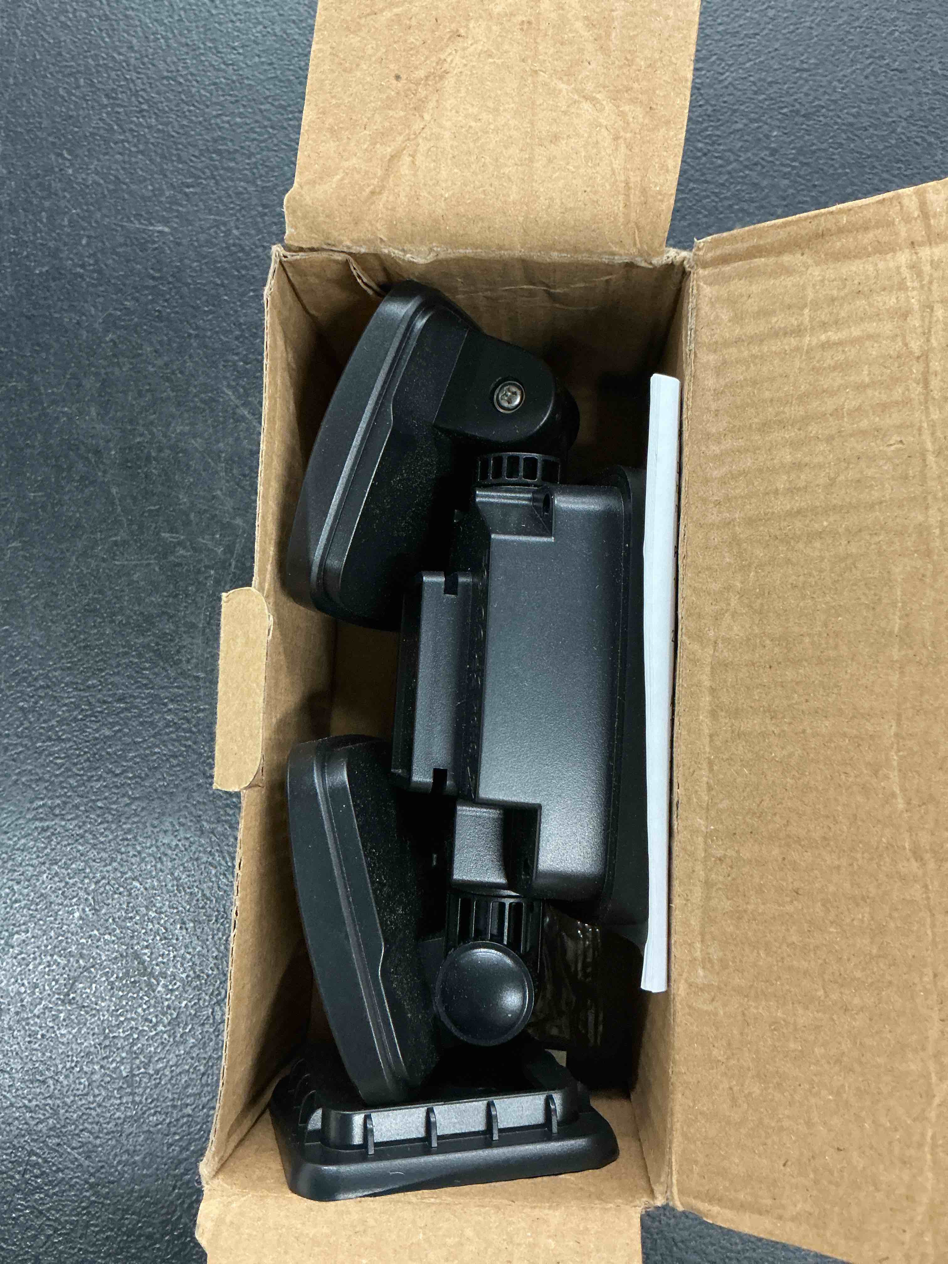 https://s3.amazonaws.com/lotting-images-prod/EmanualPiazza/PPE7378138_1780689553753.jpeg