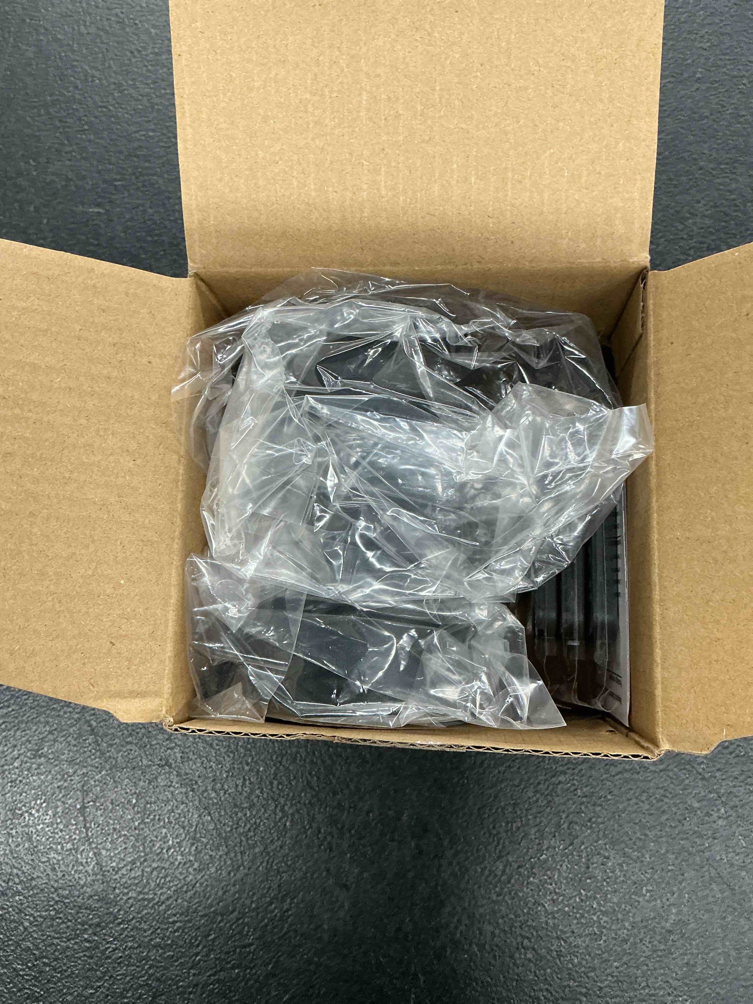 https://s3.amazonaws.com/lotting-images-prod/EmanualPiazza/PPE7379977_1781540382737.jpeg