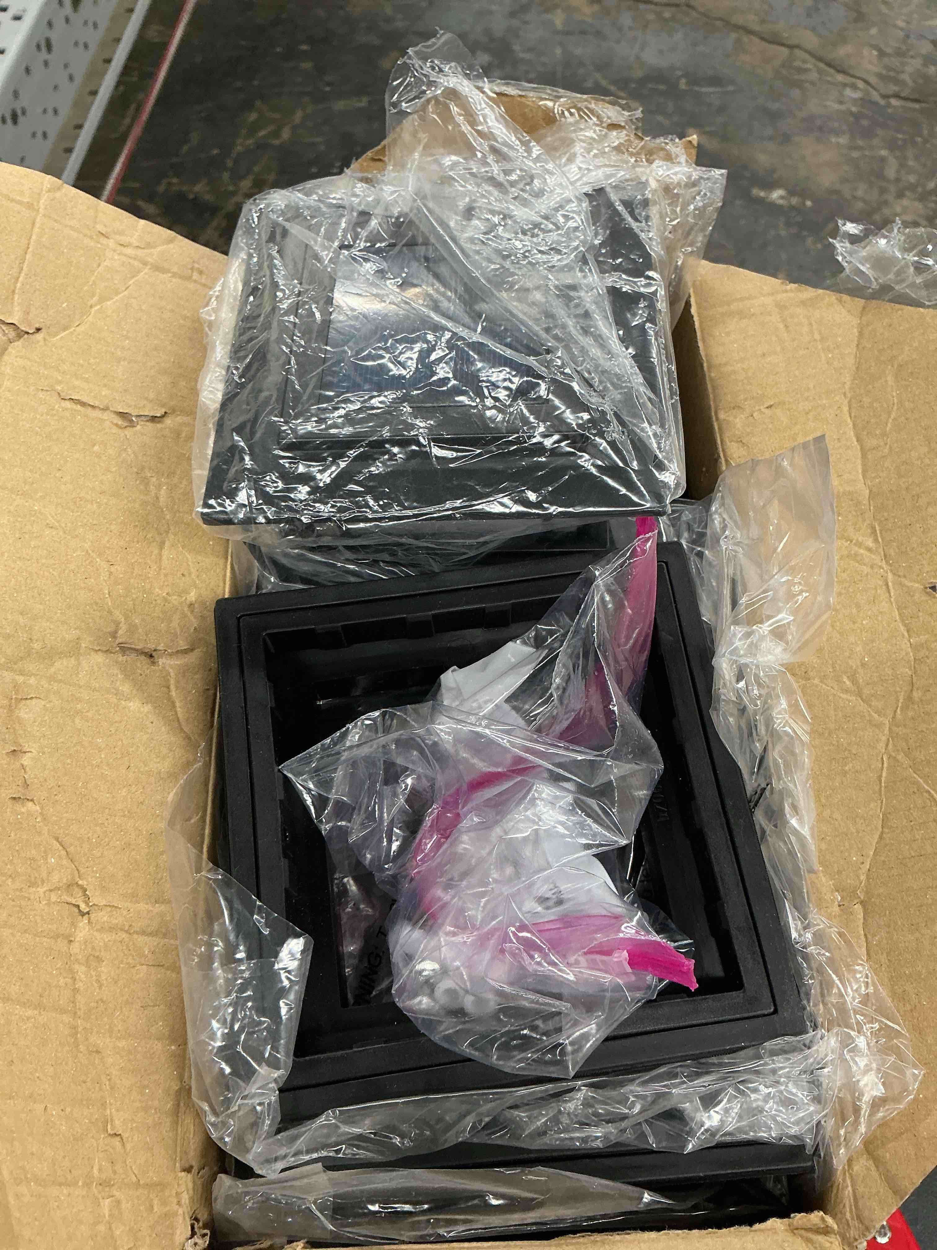 https://s3.amazonaws.com/lotting-images-prod/EmanualPiazza/PPE7379980_1781540662986.jpeg