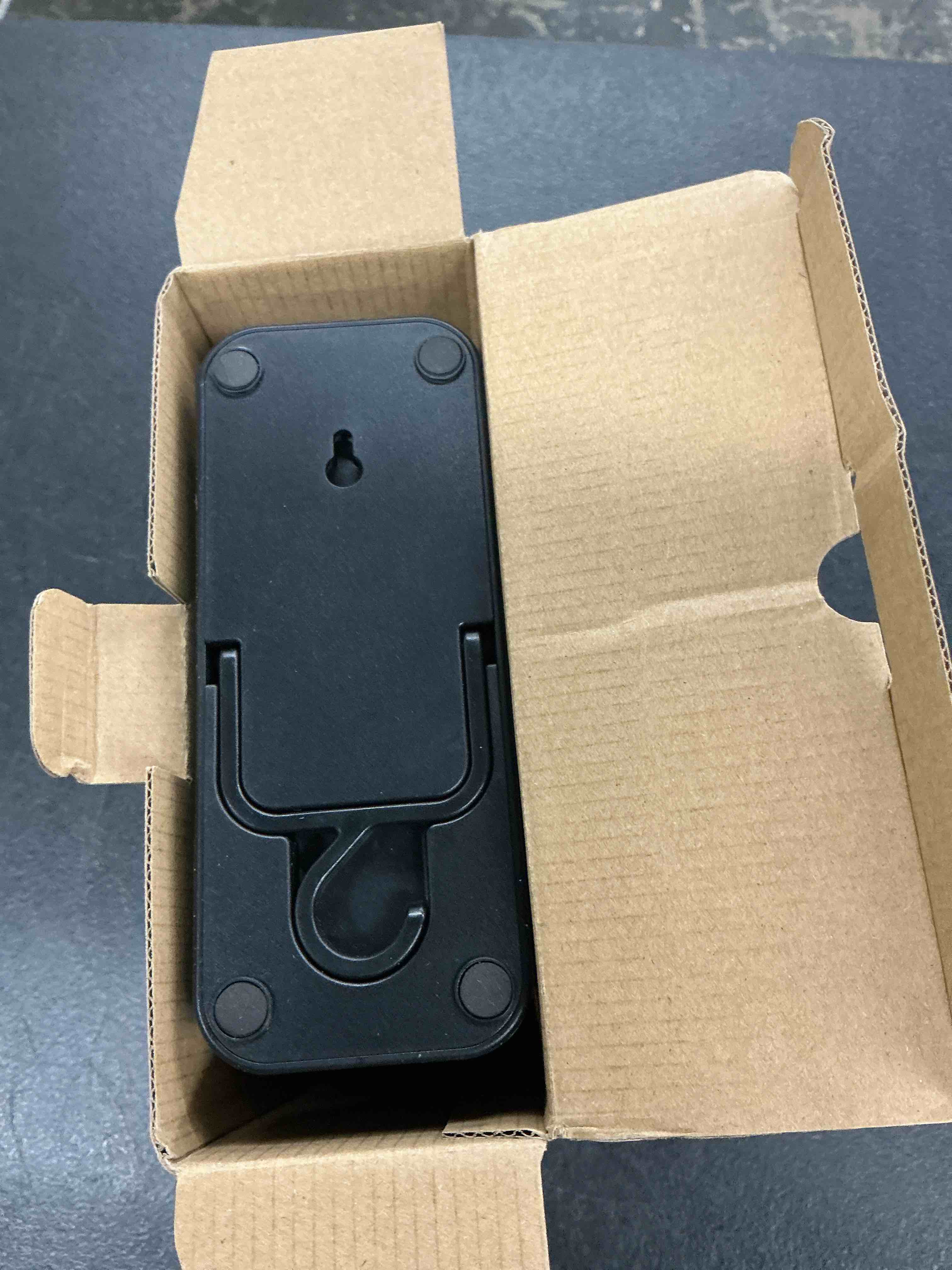 https://s3.amazonaws.com/lotting-images-prod/EmanualPiazza/PPE7380944_1781728908475.jpeg