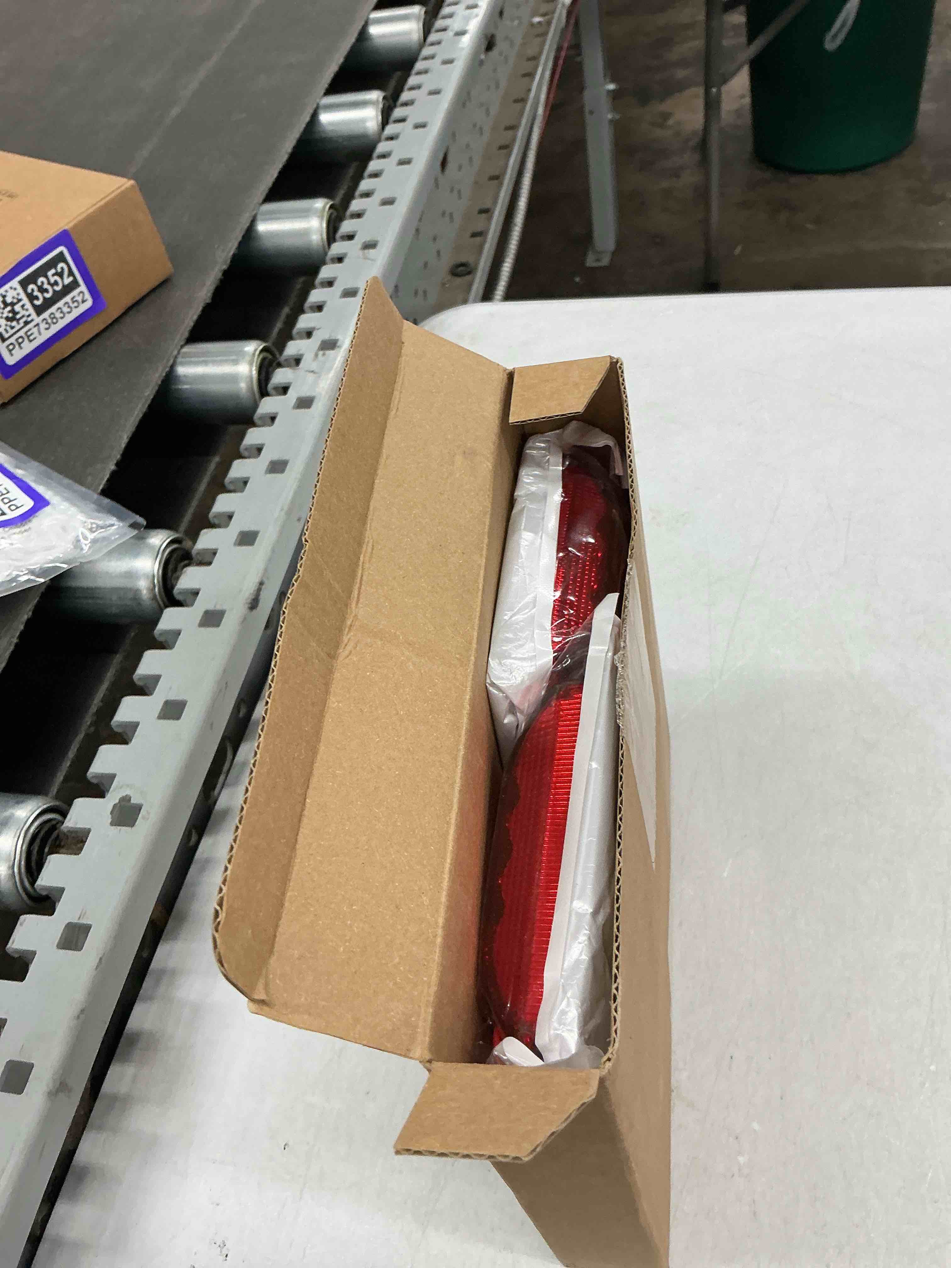 Condition photo showing Good Condition for rossesay 10 pcs 3.9 inch 3 led trailer truck side marker lights amber & red indicator lights waterproof sealed surface mounted 12v for rv truck trailer exterior accessories