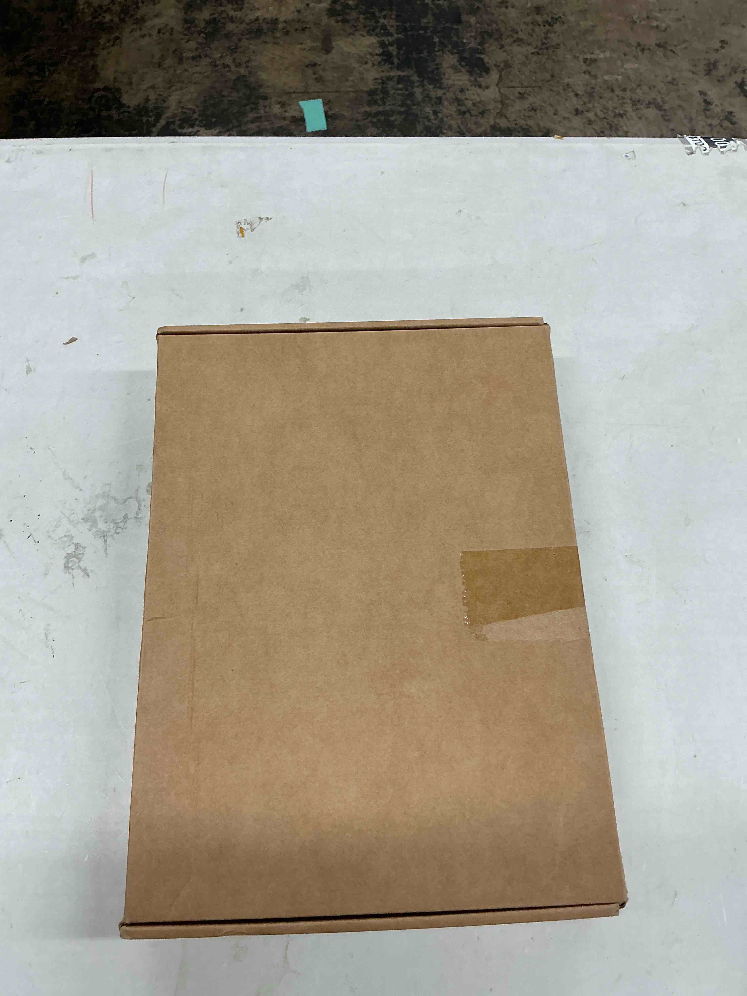 Condition photo showing Good Condition for fuyihgl® 2pcs magazine protectors for collectors: large plastic rigid stackable snap-latch project cases - exterior 12.05x8.78x0.91 - holder for signed magazines, letter documents, certificates 12" x 8" | 2pcs