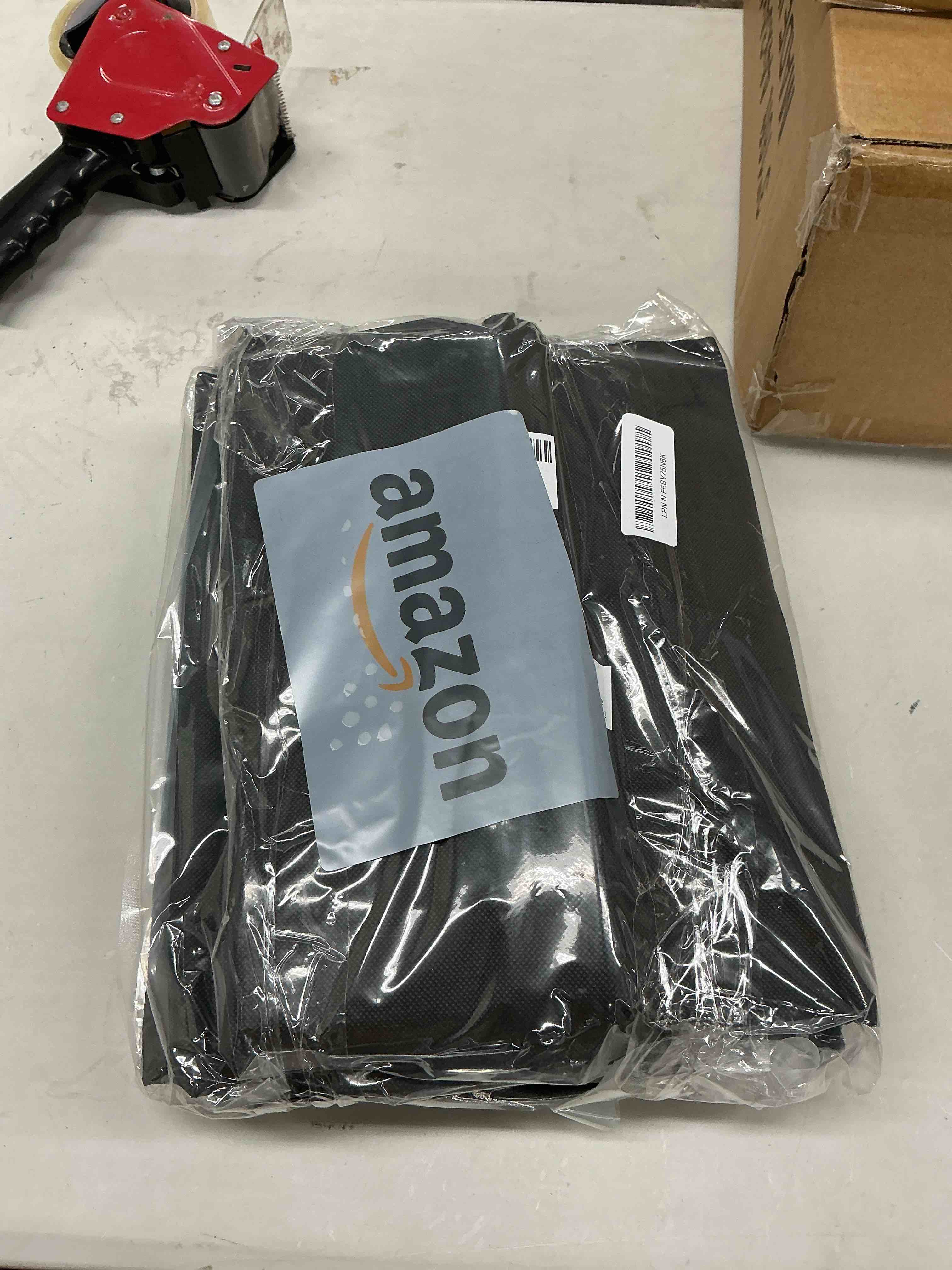 Condition photo showing Good Condition for hleelomi 5 pack 40-inch suit bag garment bag for travel and storage, garment bags for hanging clothes with zipper and visible transparent window, black 40“ ?5 pack) black