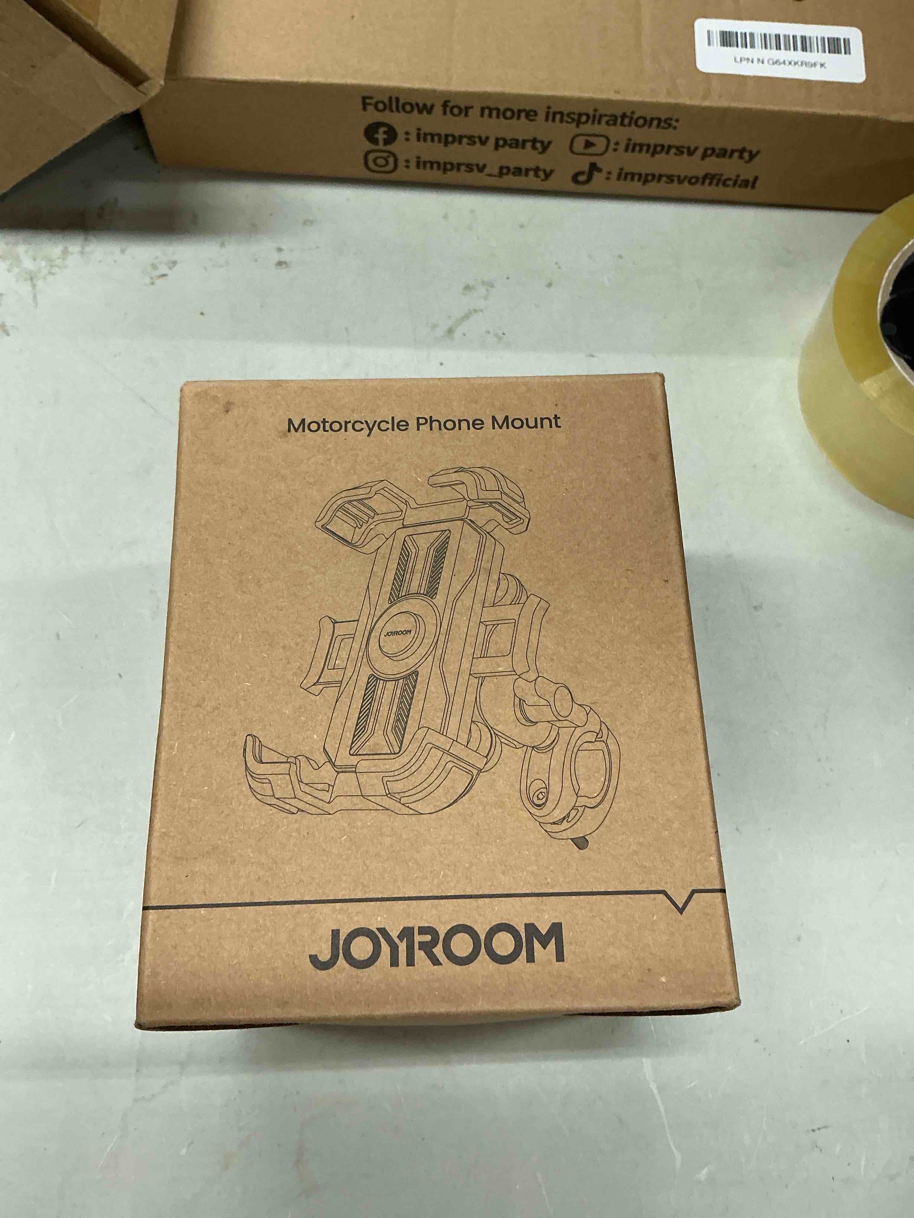 Condition photo showing Good Condition for joyroom motorcycle phone mount holder - [dual vibration dampener] [metal adjustment arm] motorcycle cell phone holder mount, bike bicycle handlebar phone mount for all 4.7''-7'' cell phones, red