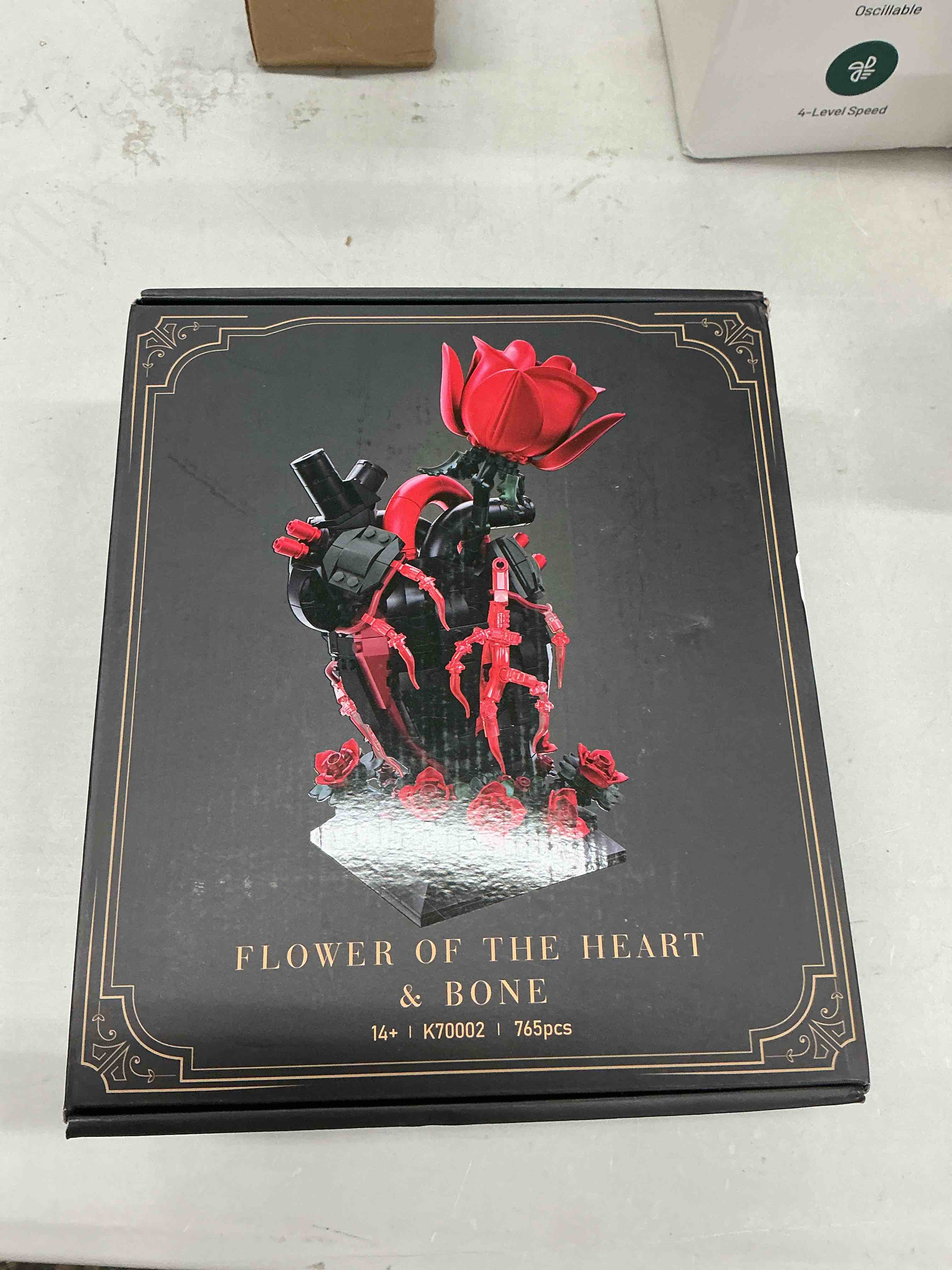 Condition photo showing Good Condition for gothic heart rose building blocks set for adults, gothic flowers decor, | black heart body; blooming red rose; dark romantic shelf piece, grunge room decor