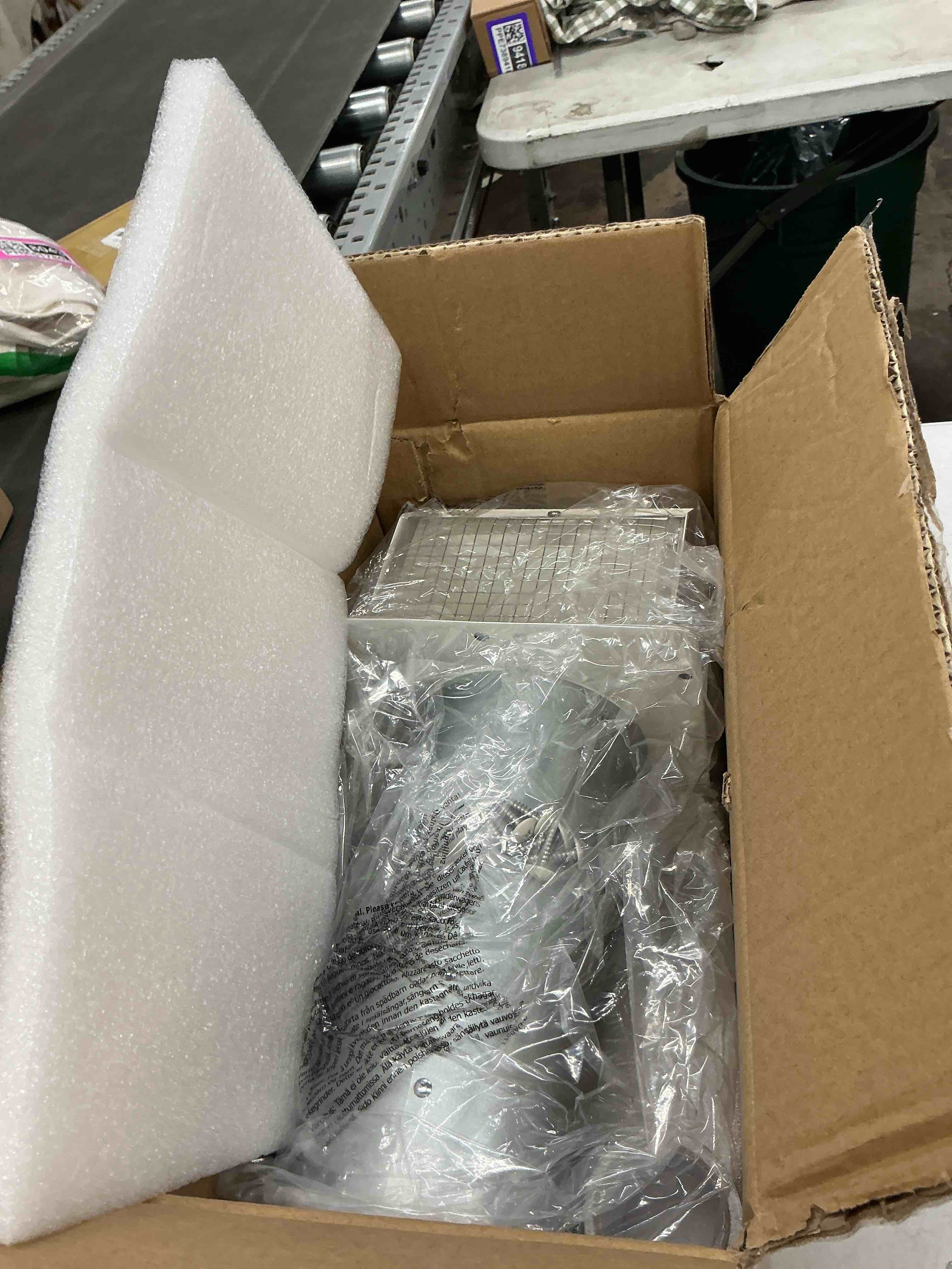 Condition photo showing New/Like New for 4 inch dryer vent cover outside hooded wall vent with screen and damper, exhaust vent wall mount exterior wall vents cover cap for dryer ventilation&outdoor air exhaust,galvanized steel,white 4 inch white