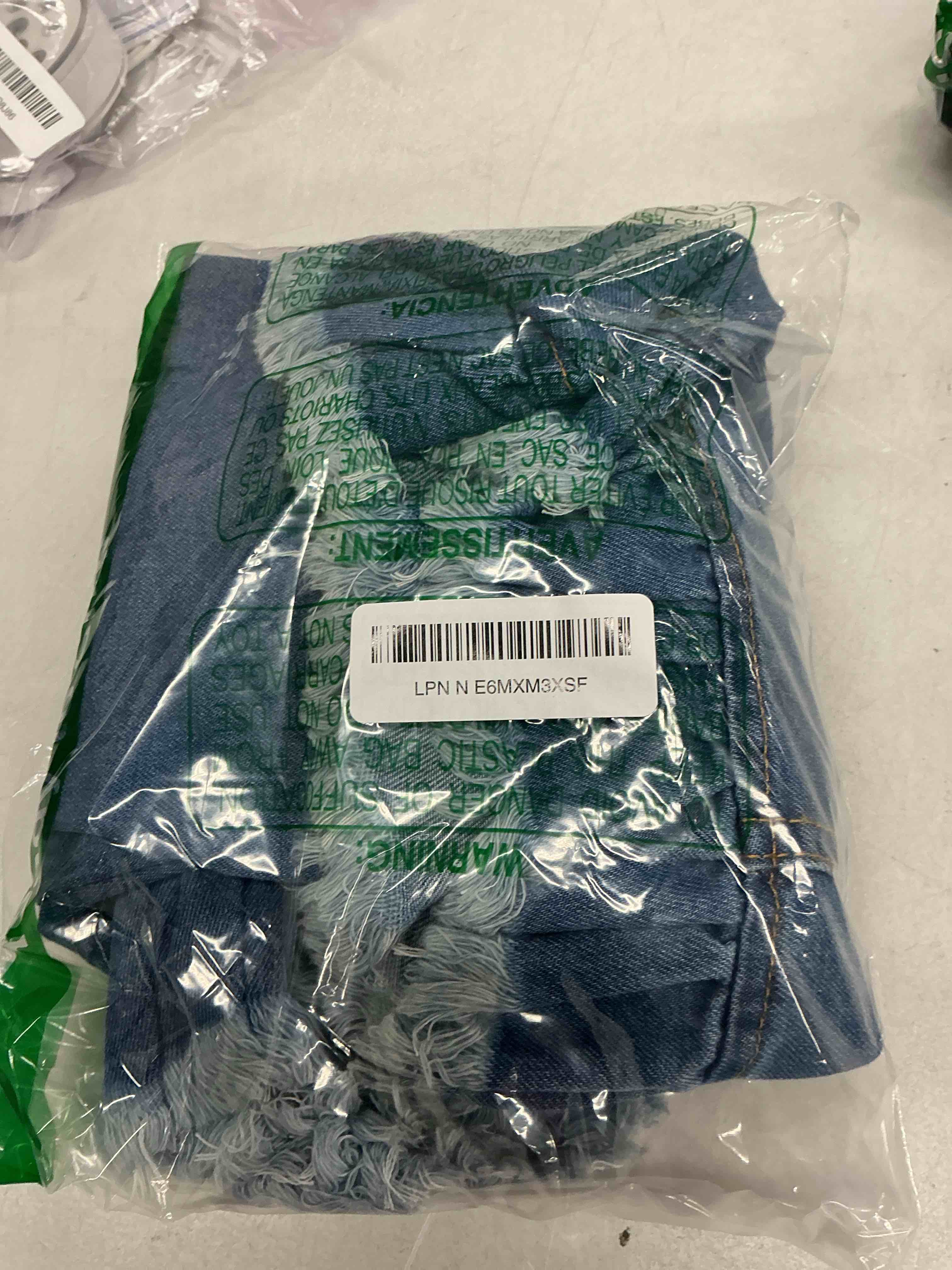 Condition photo showing Good Condition for suvimuga women's denim jacket button down distressed ruffle sleeve crop jean jackets coat large denimblue